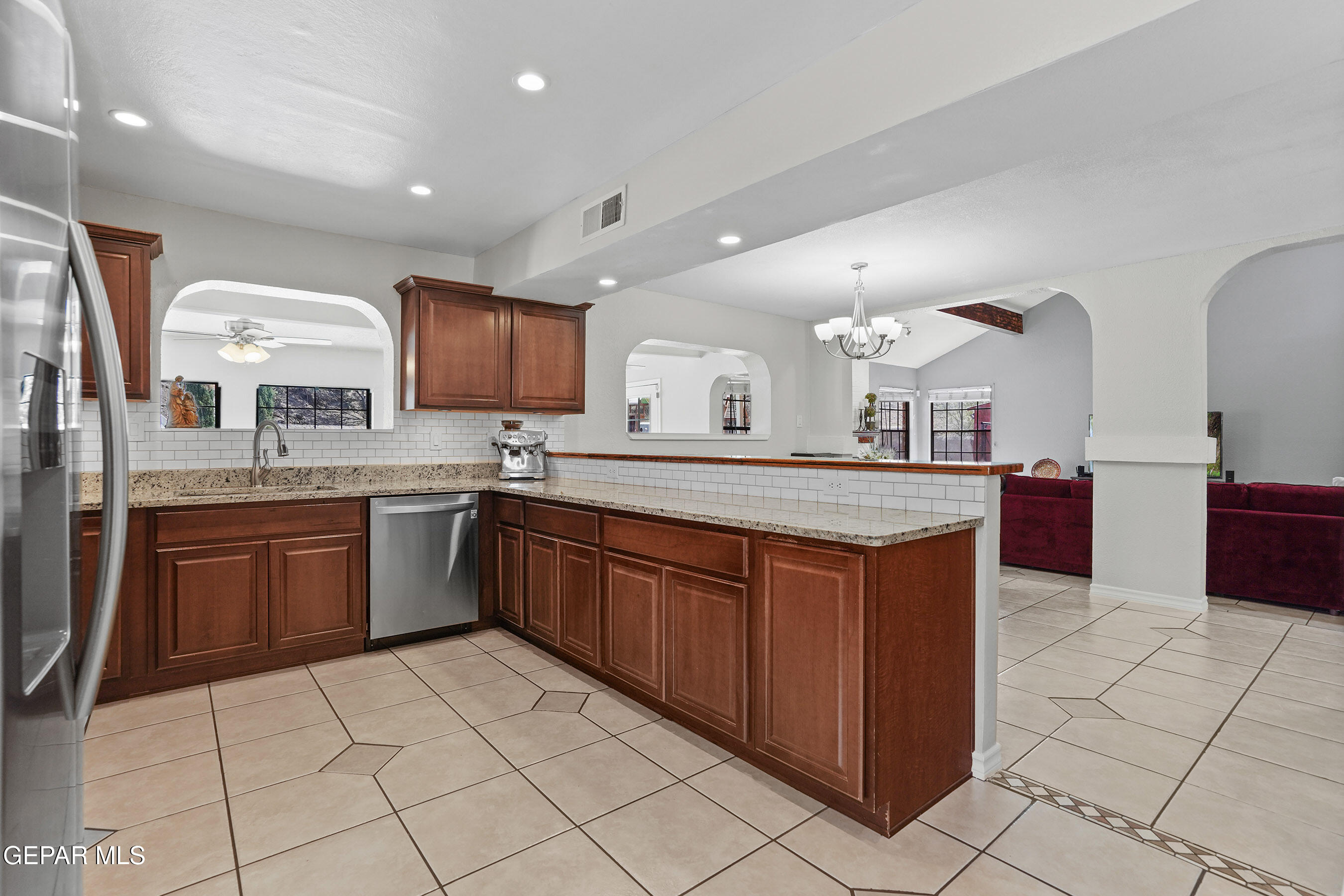 608 PASEO DE LUNA Lane