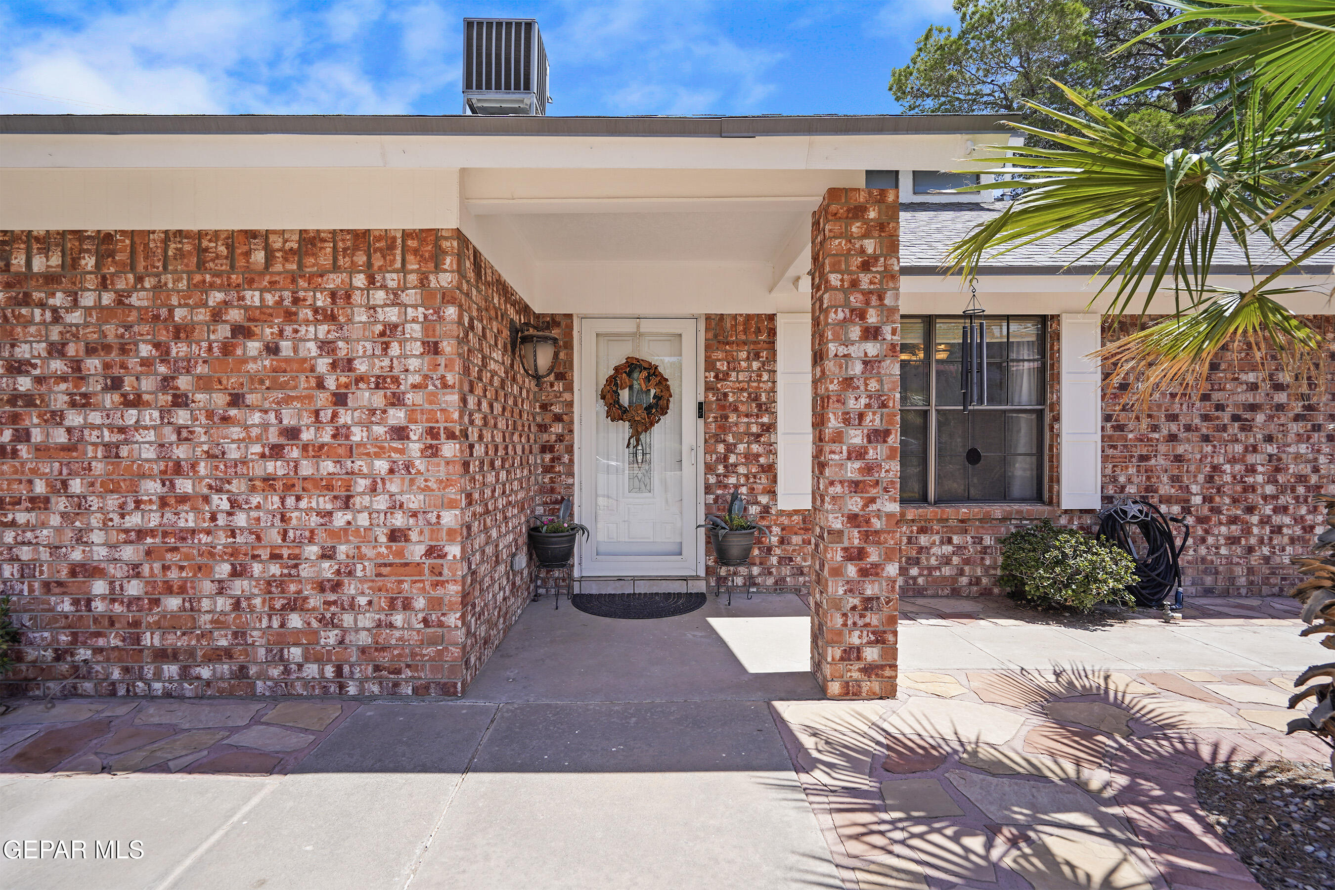 608 PASEO DE LUNA Lane