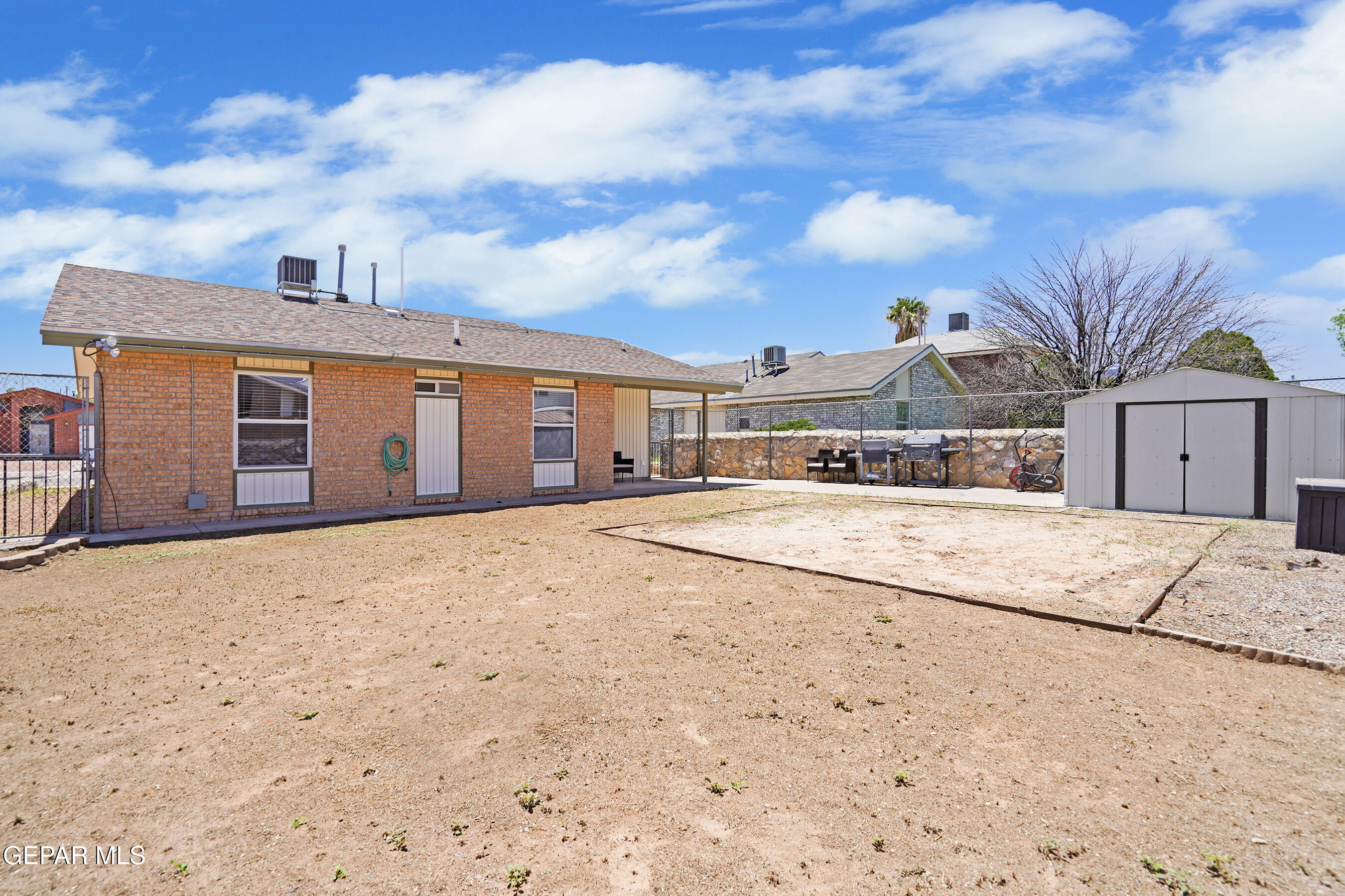 11010 GOLDEN POND Drive