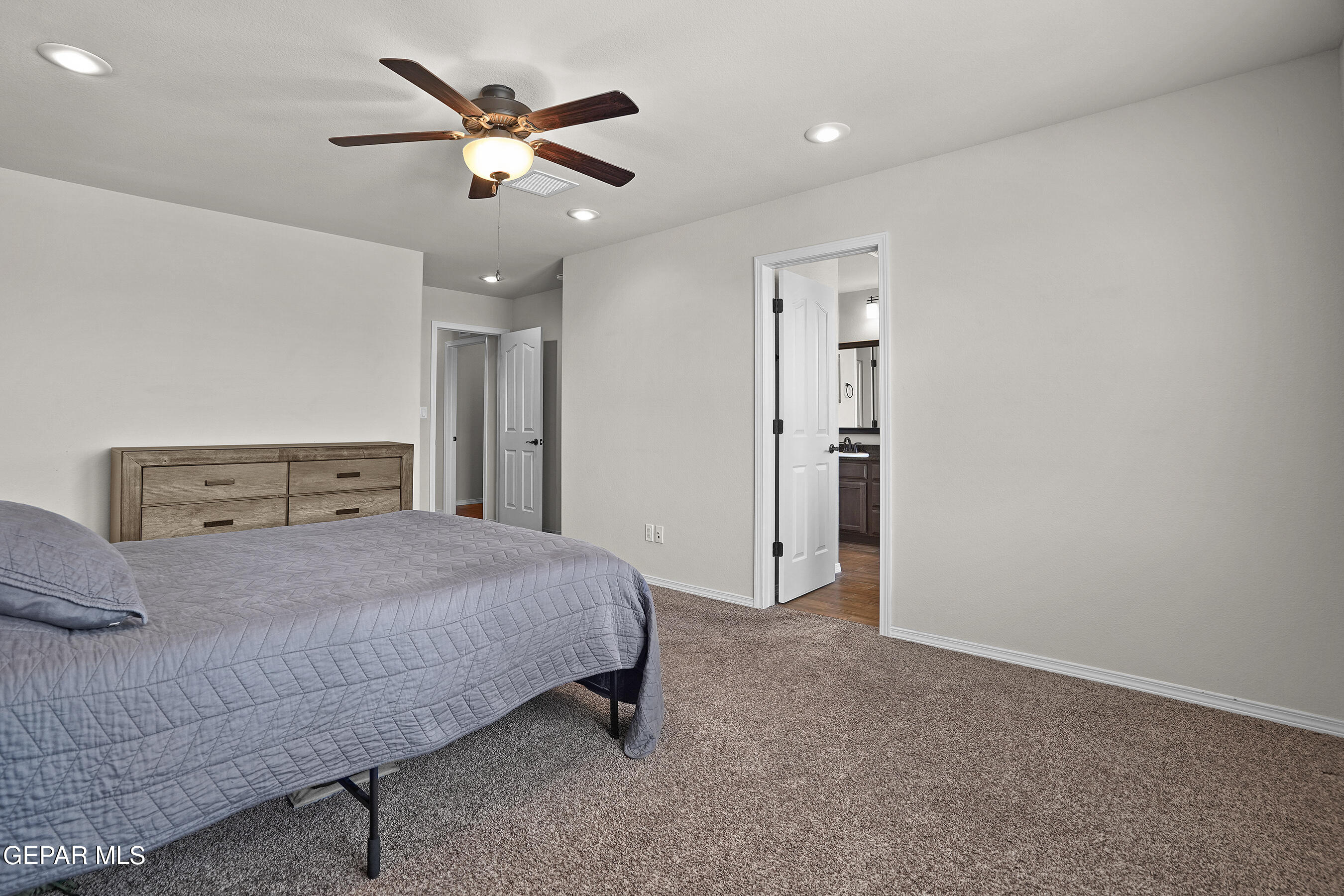 7501 EAGLE VISTA Drive