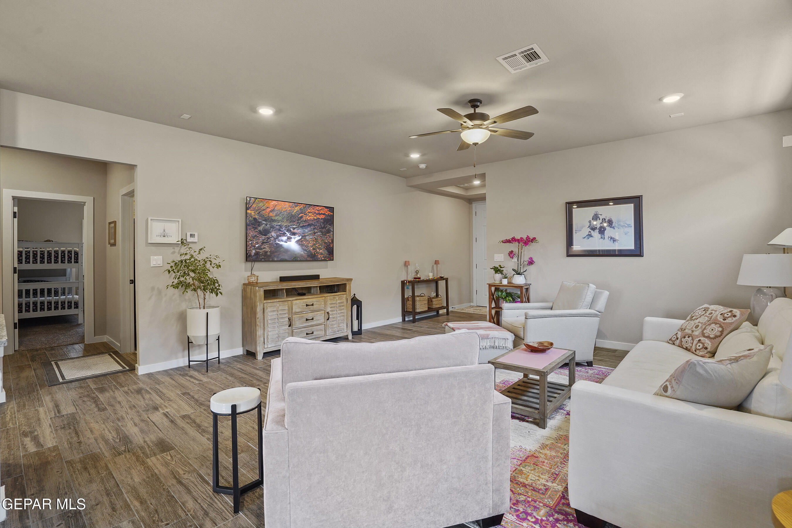 7852 ENCHANTED PARK Drive