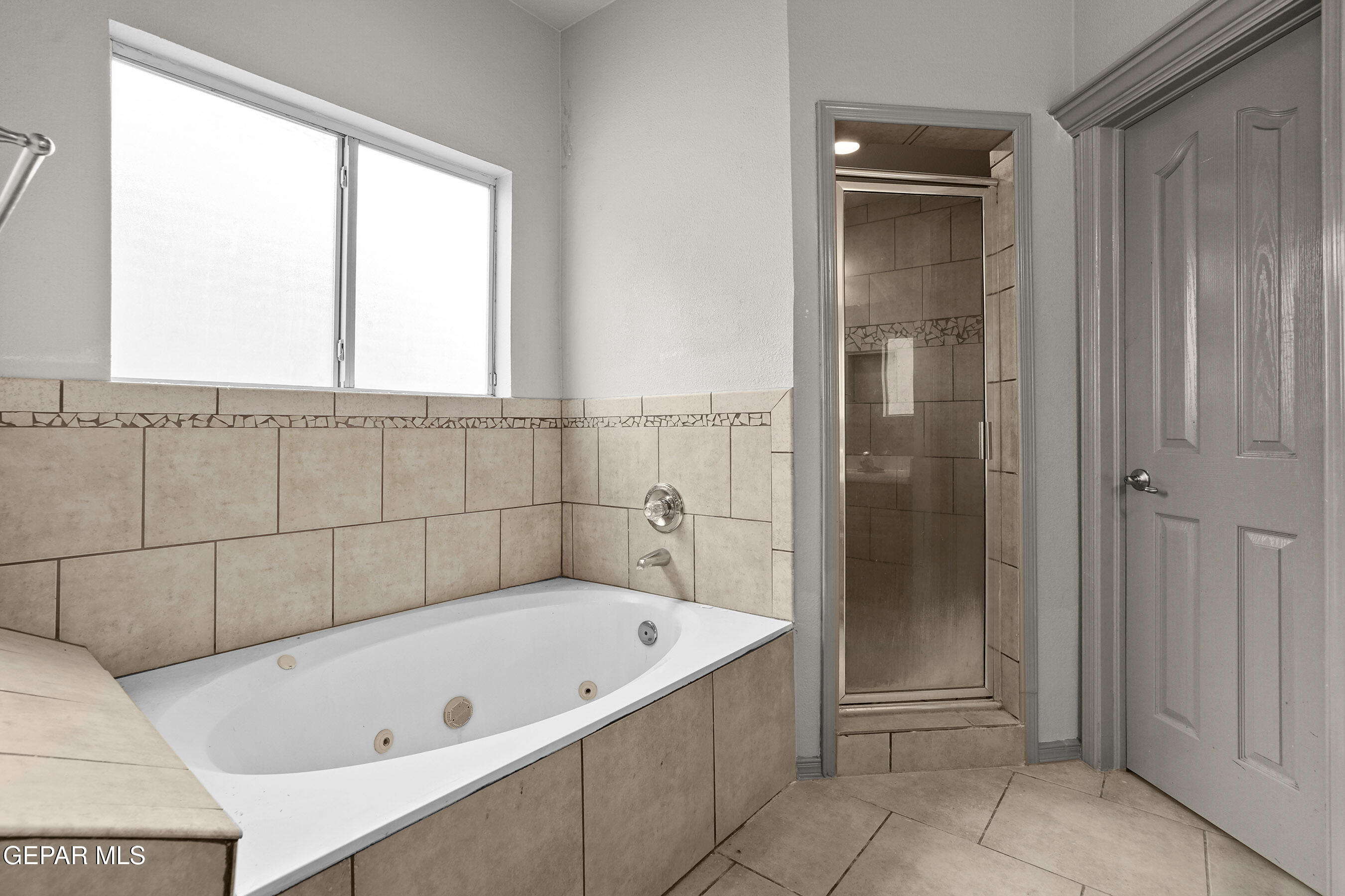 5517 MANUEL MORENO Drive