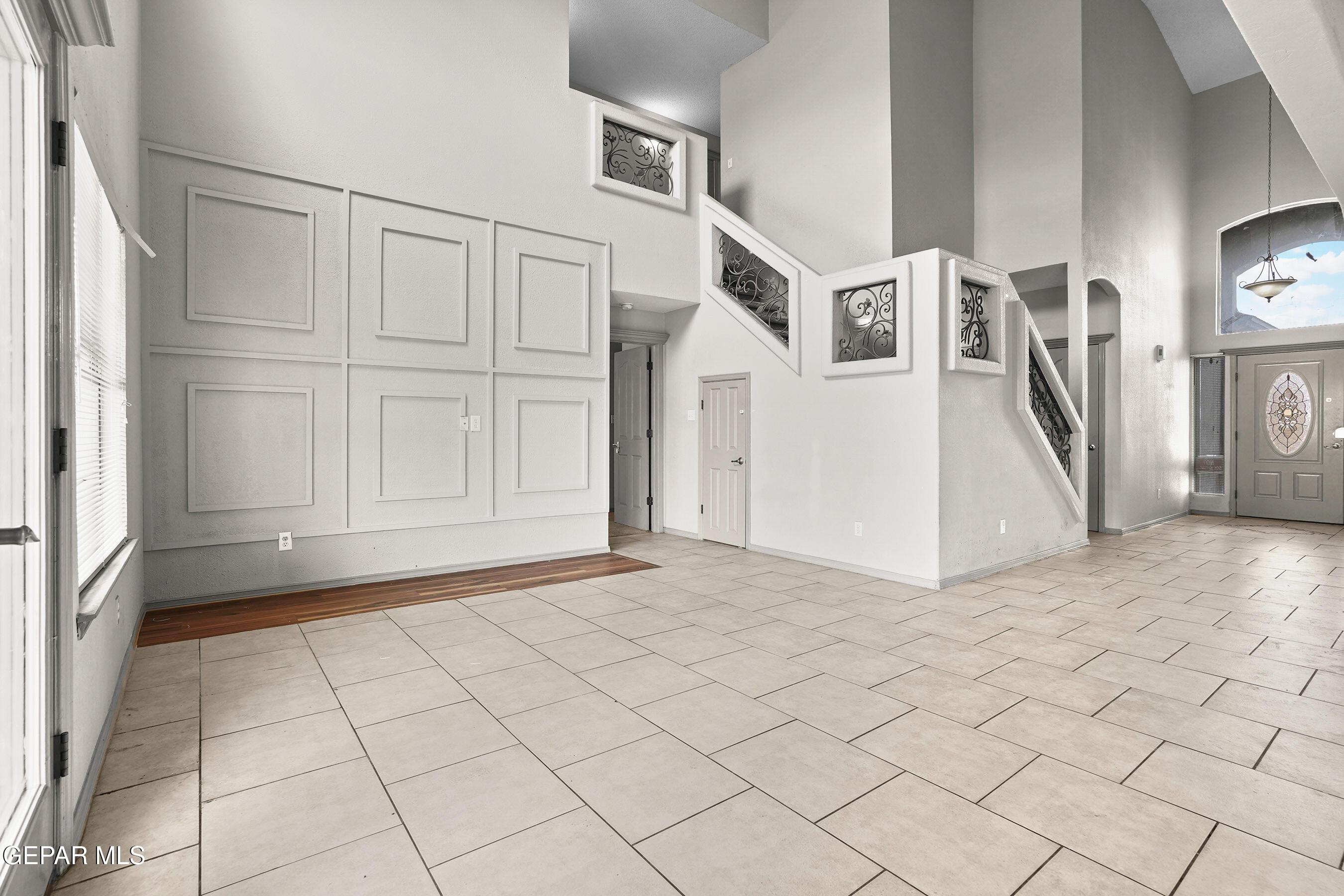 5517 MANUEL MORENO Drive