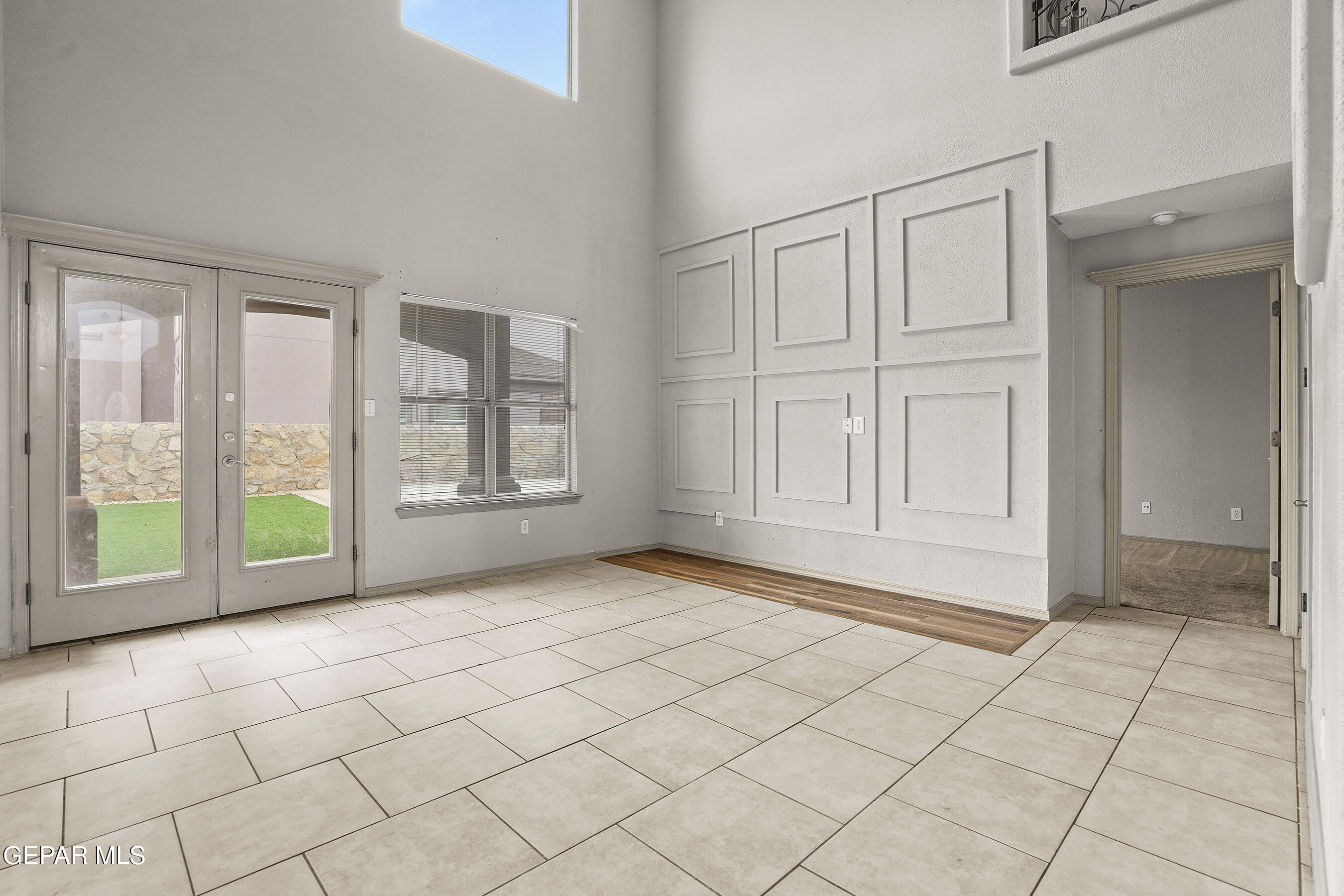 5517 MANUEL MORENO Drive