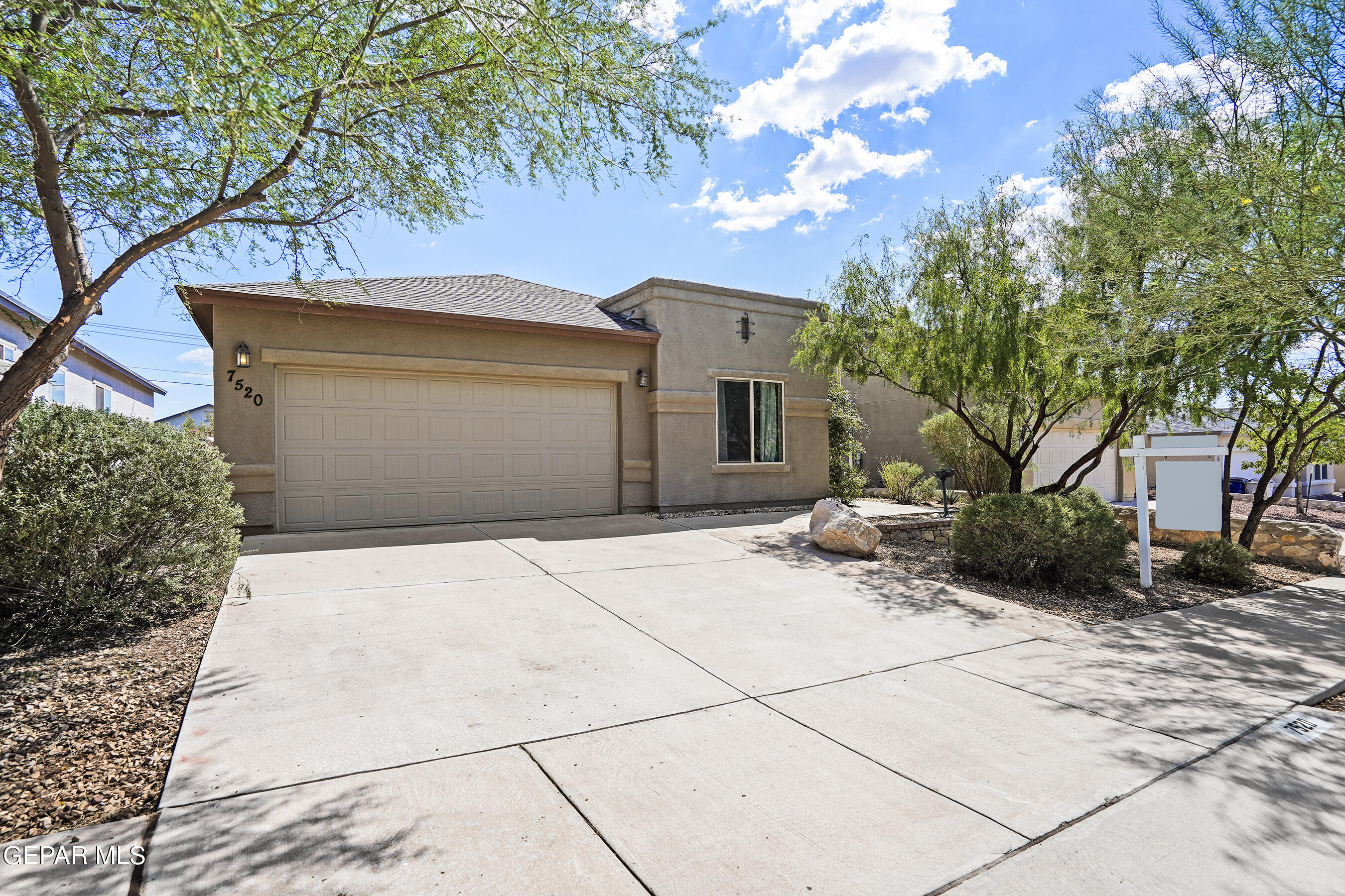 7520 EAGLE VISTA Drive