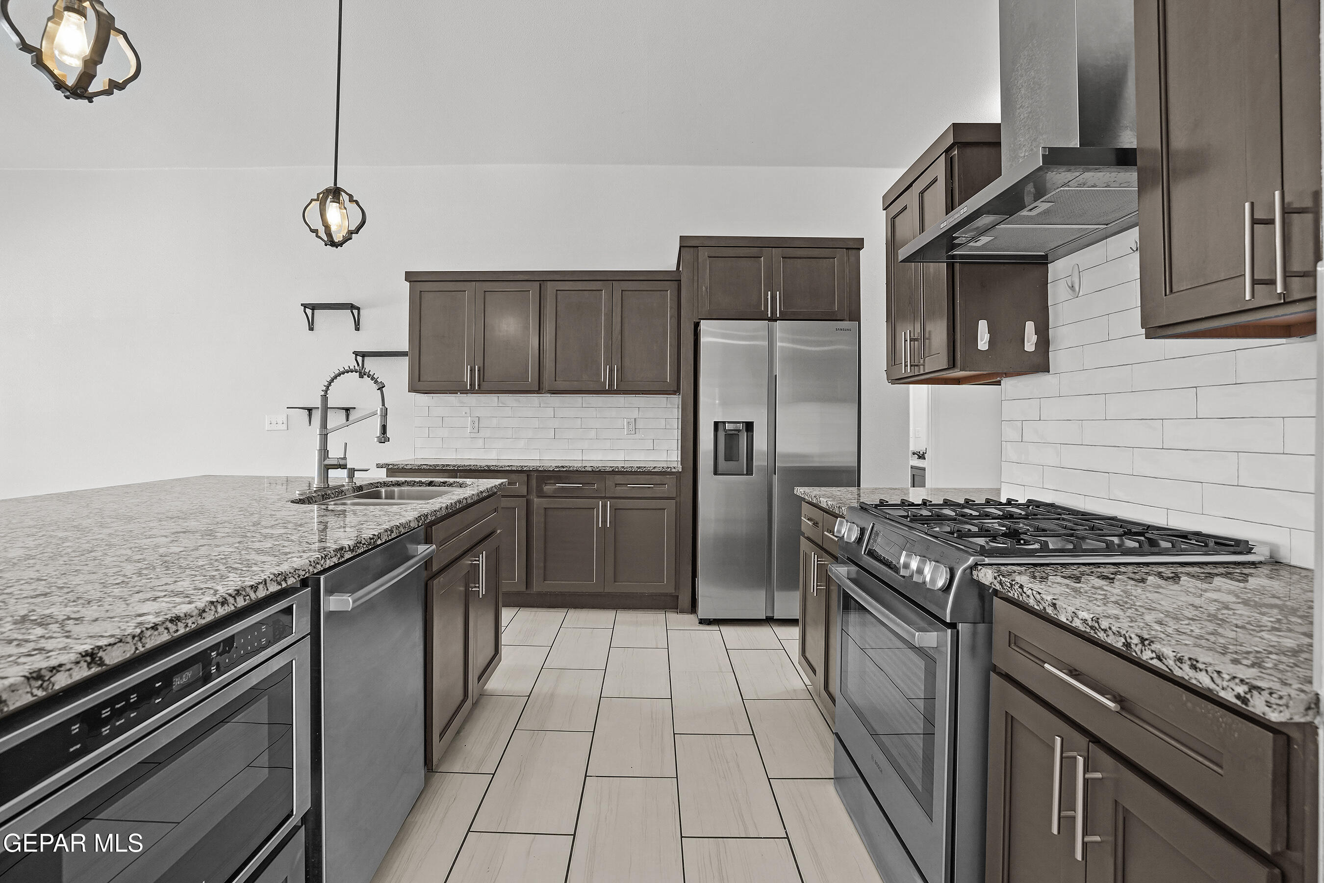 300 BRUD HOLLAND Drive