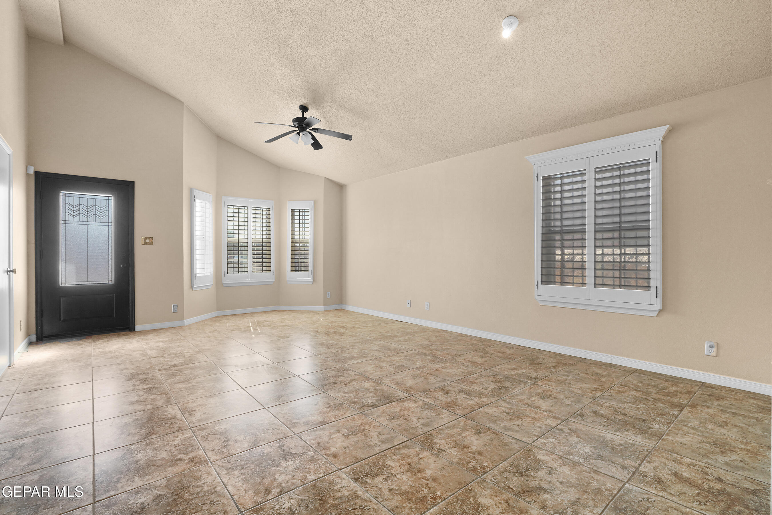 1695 SAINT PAUL Place