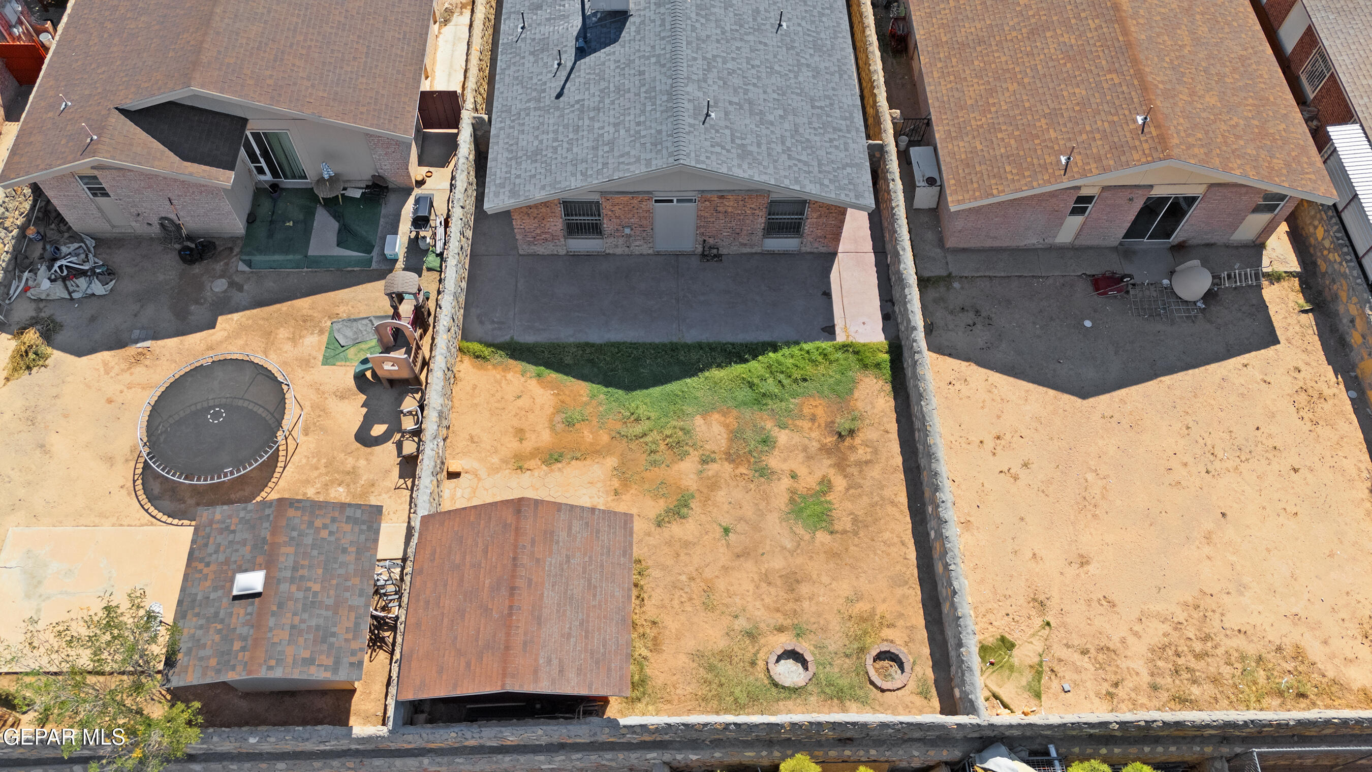 1695 SAINT PAUL Place