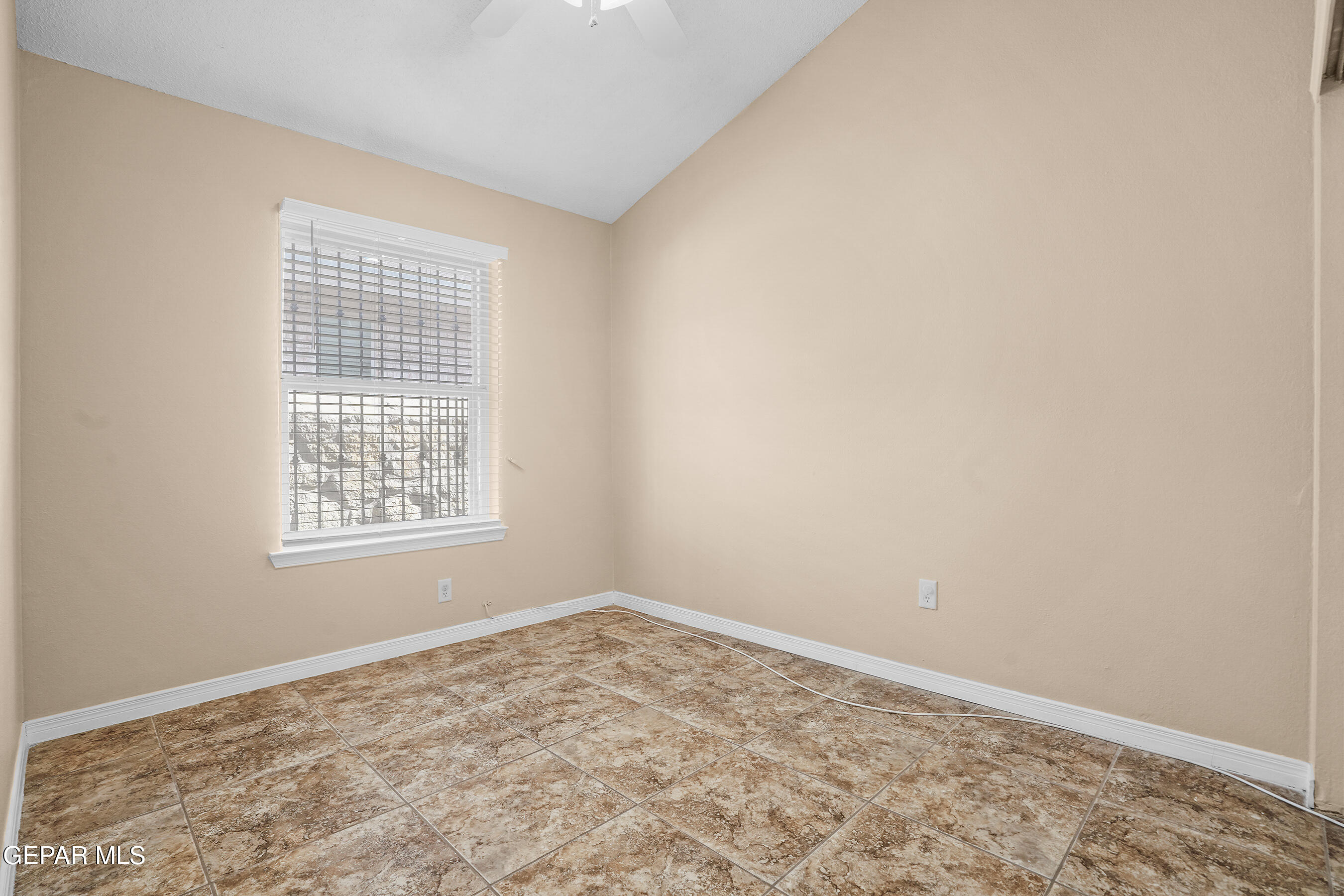 1695 SAINT PAUL Place