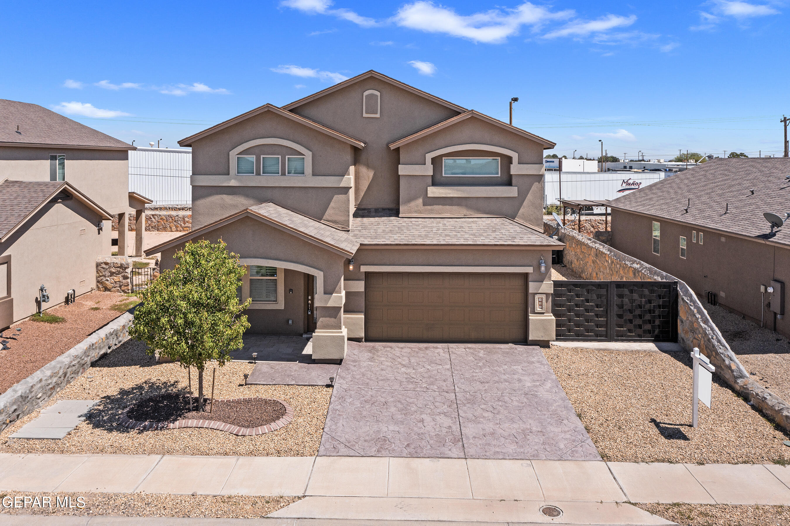 352 CANYON VISTA Drive