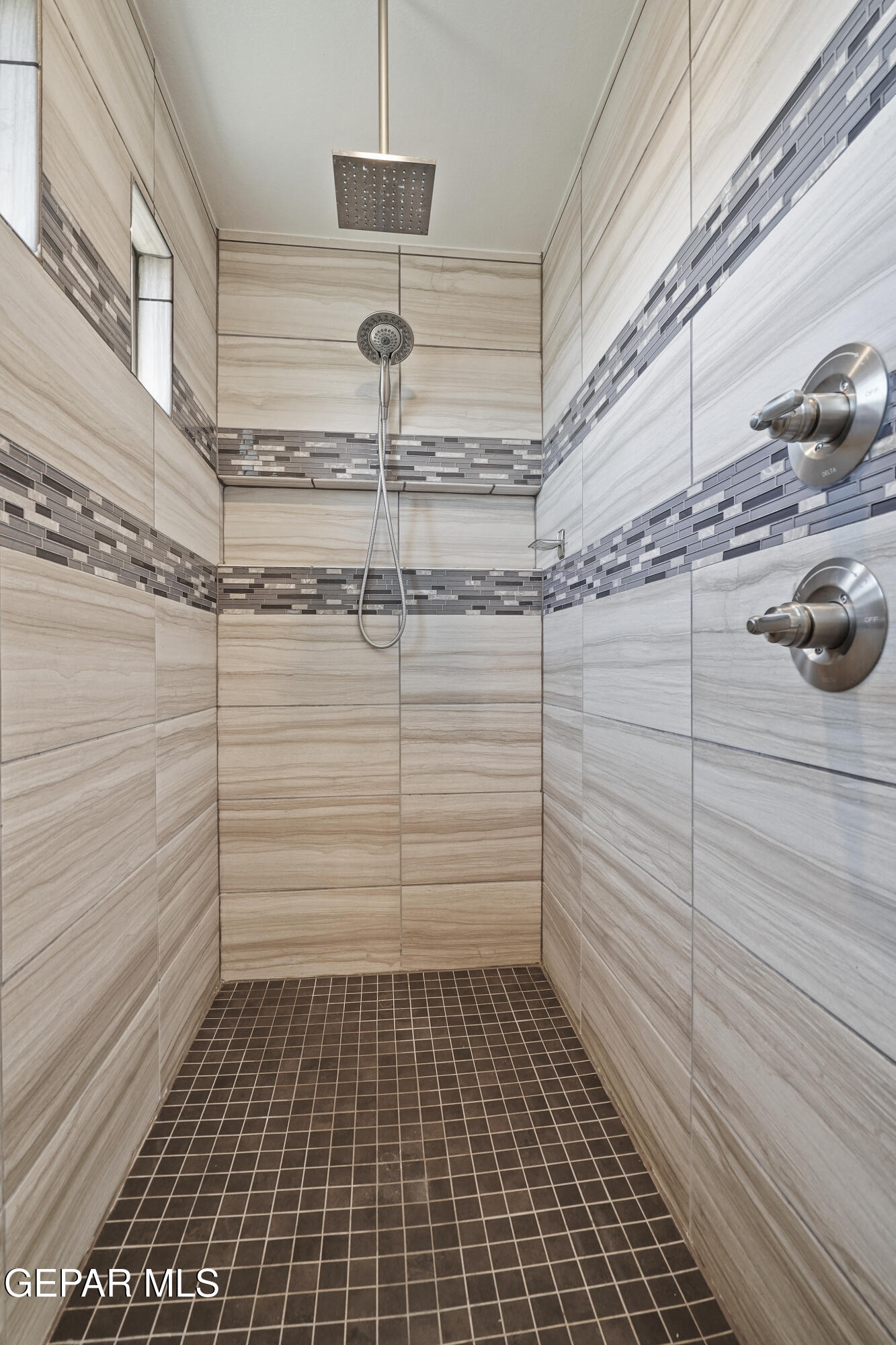 352 CANYON VISTA Drive