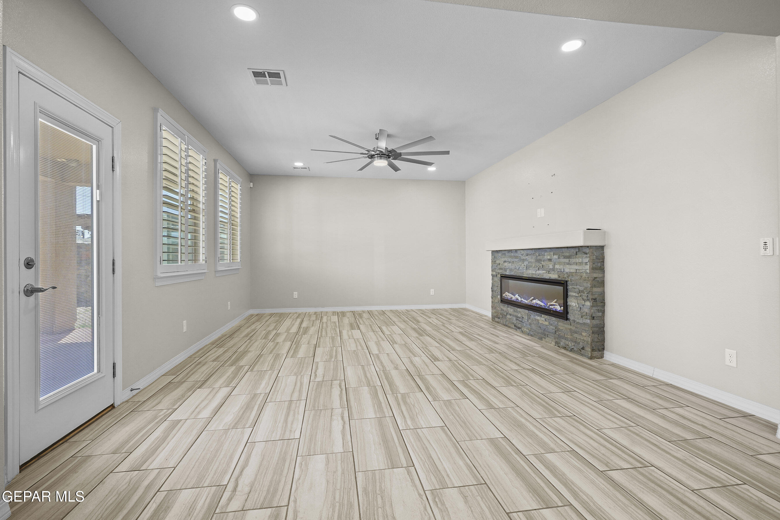 352 CANYON VISTA Drive