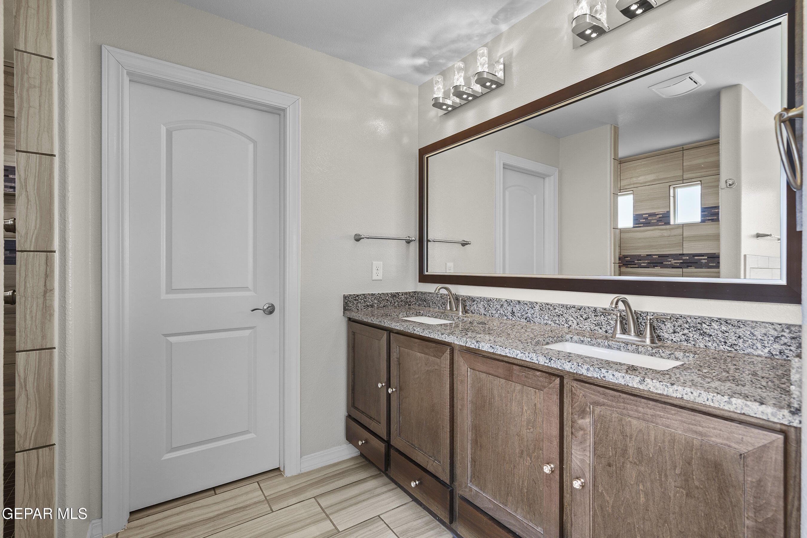 352 CANYON VISTA Drive