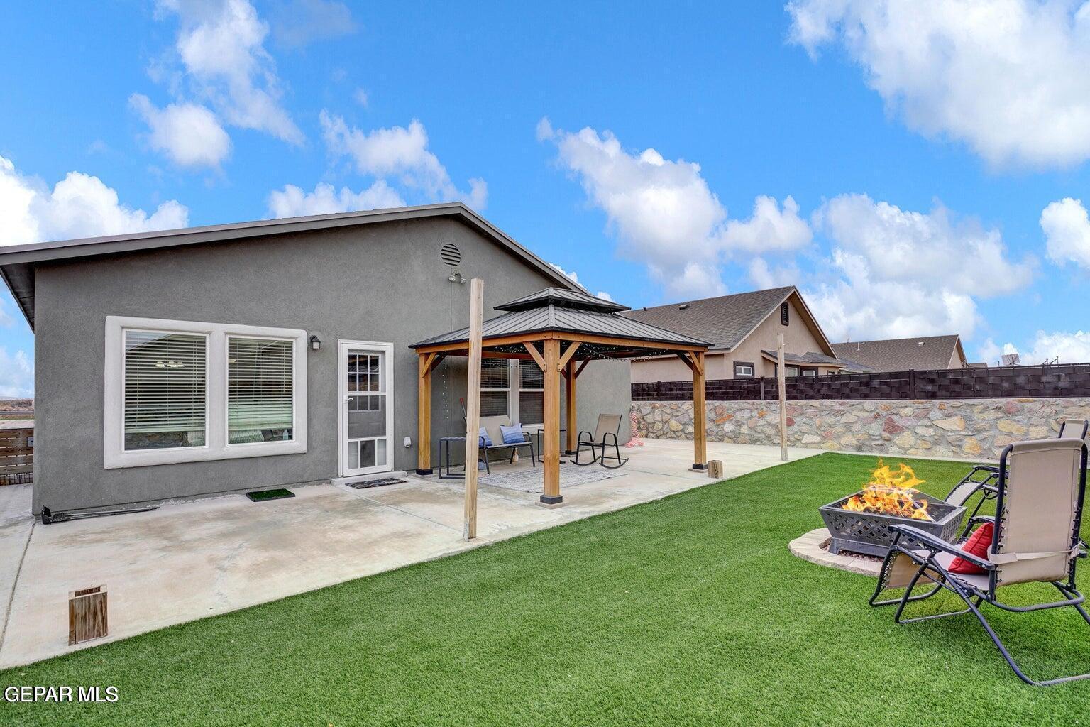 14251 PEYTON EDWARDS Avenue