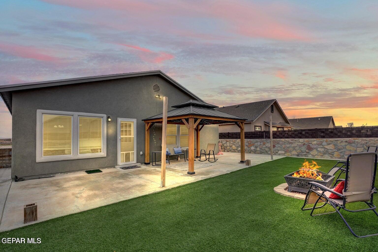 14251 PEYTON EDWARDS Avenue