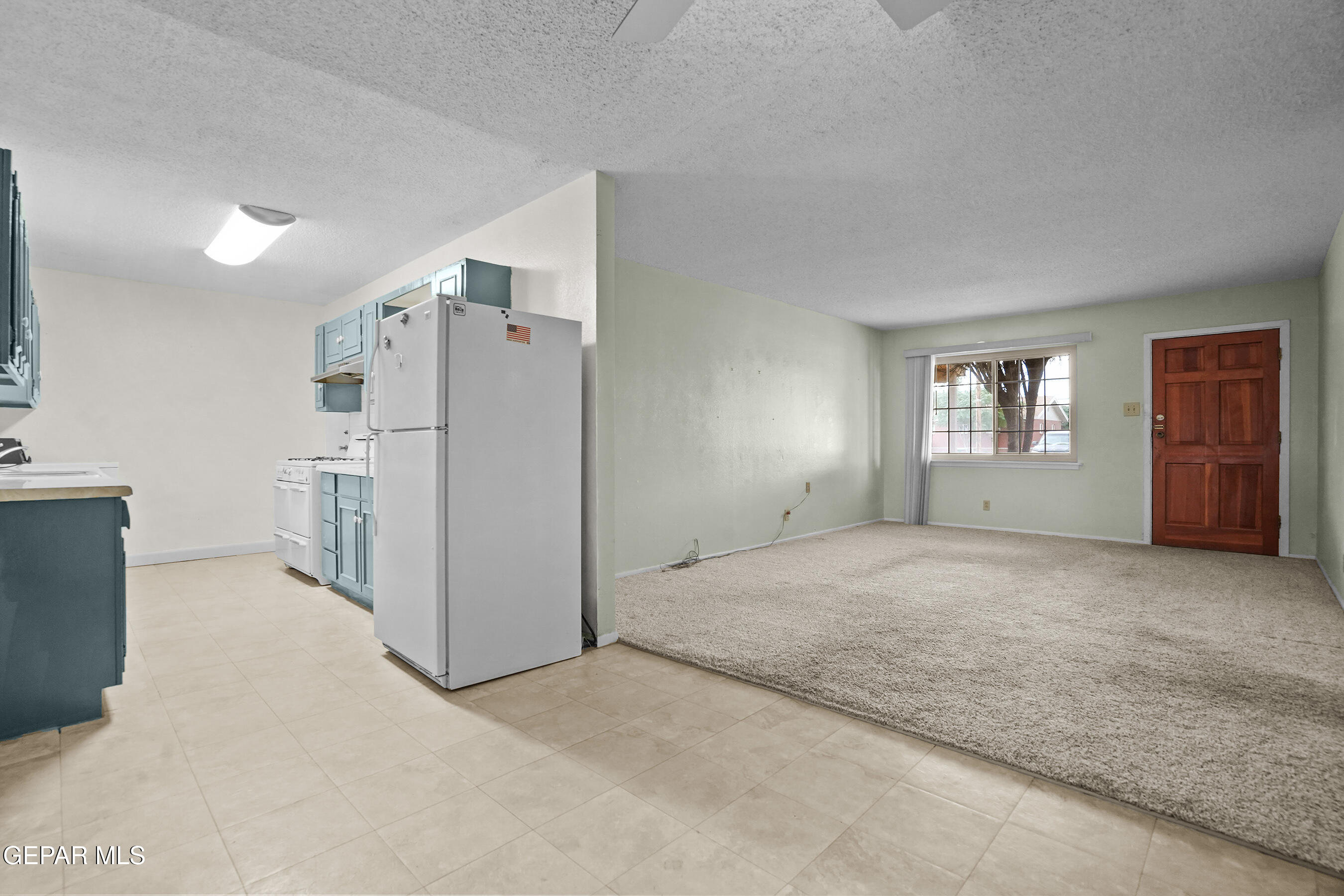 5644 ARROWHEAD Drive