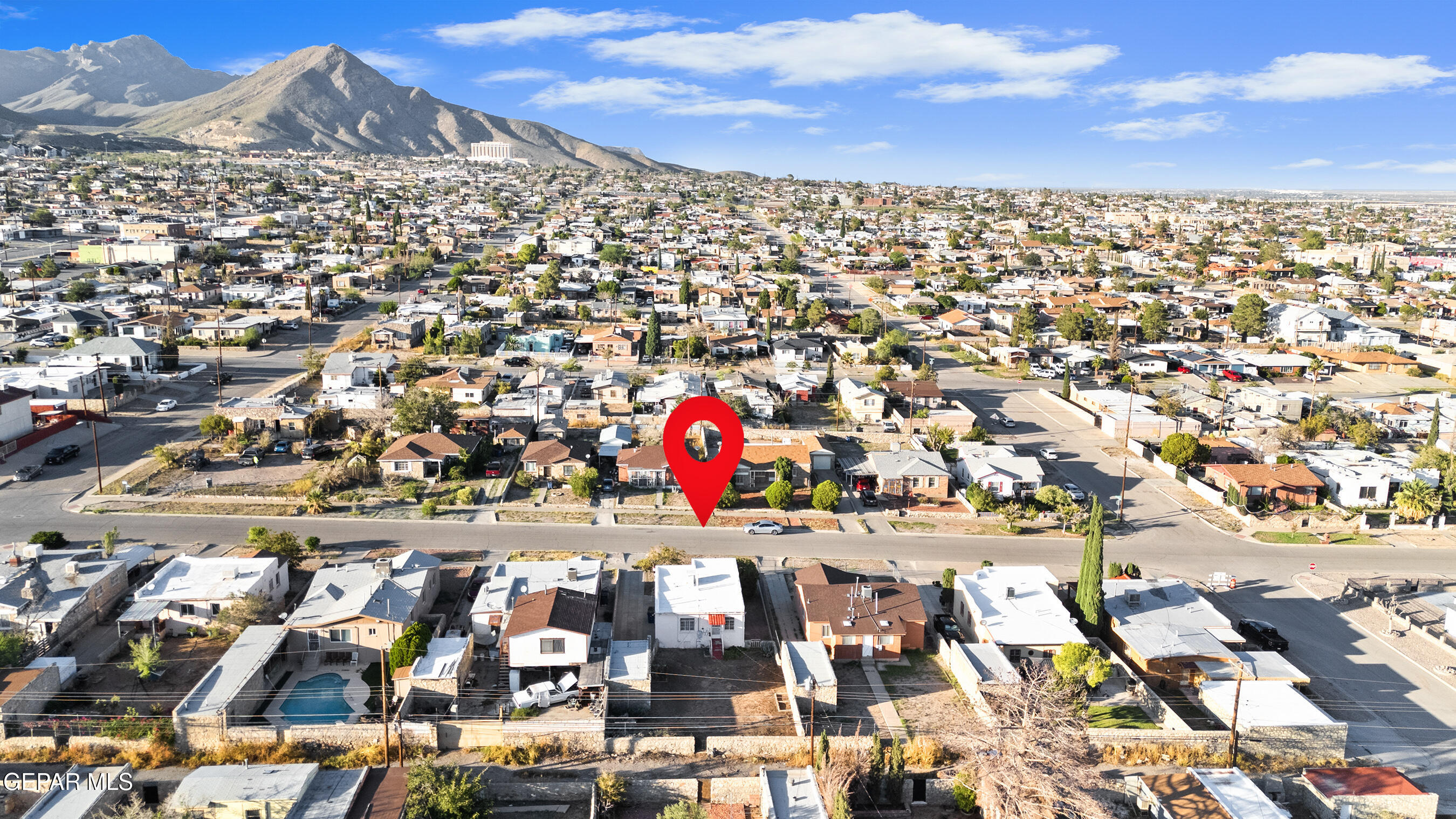 3018 SACRAMENTO Avenue