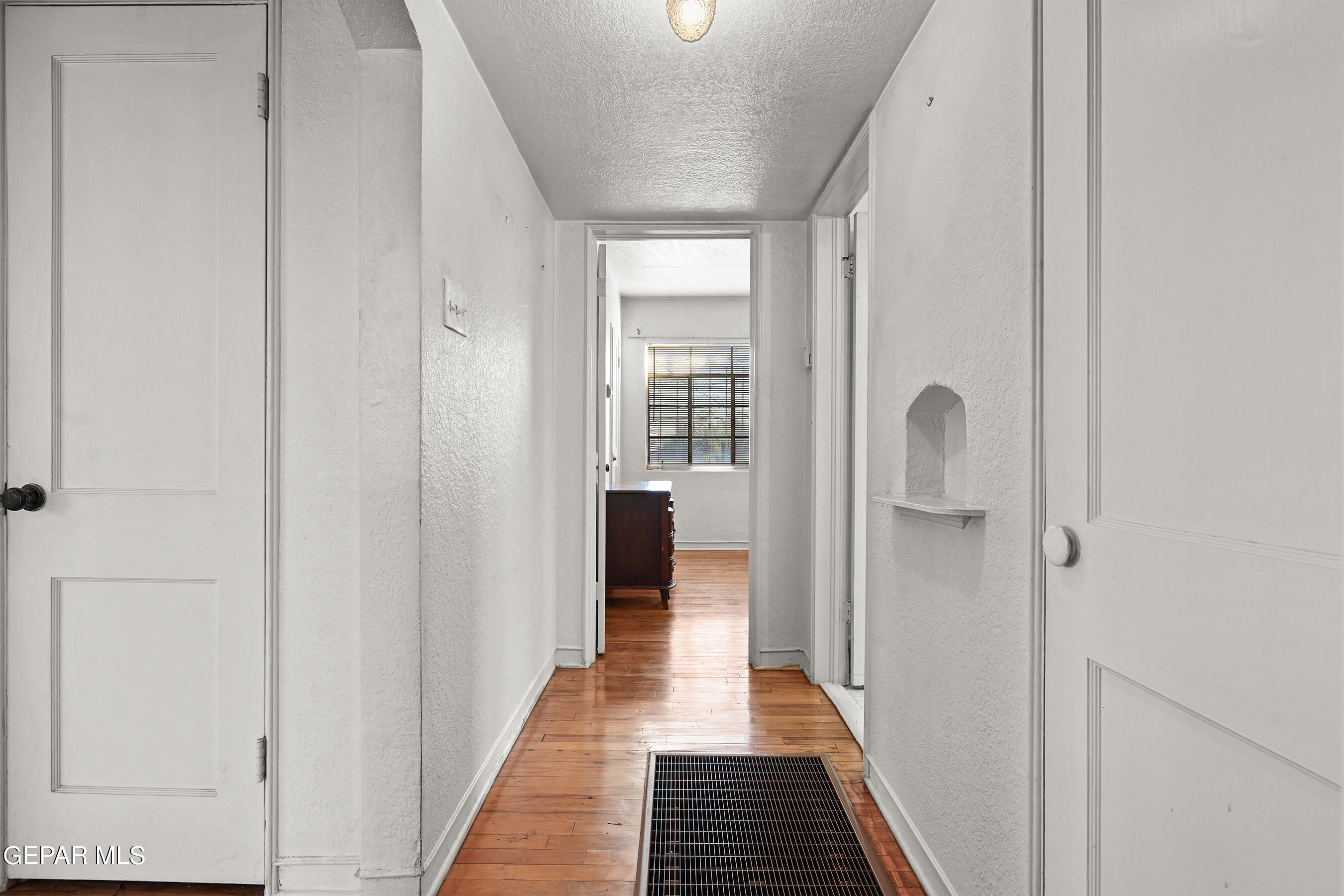 3018 SACRAMENTO Avenue