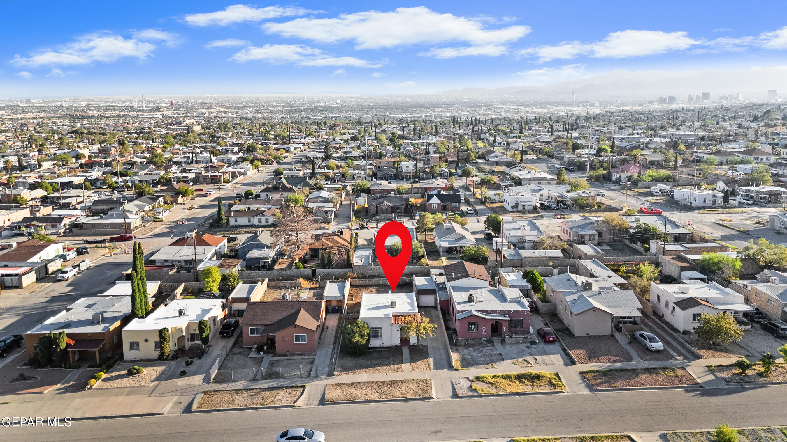 3018 SACRAMENTO Avenue