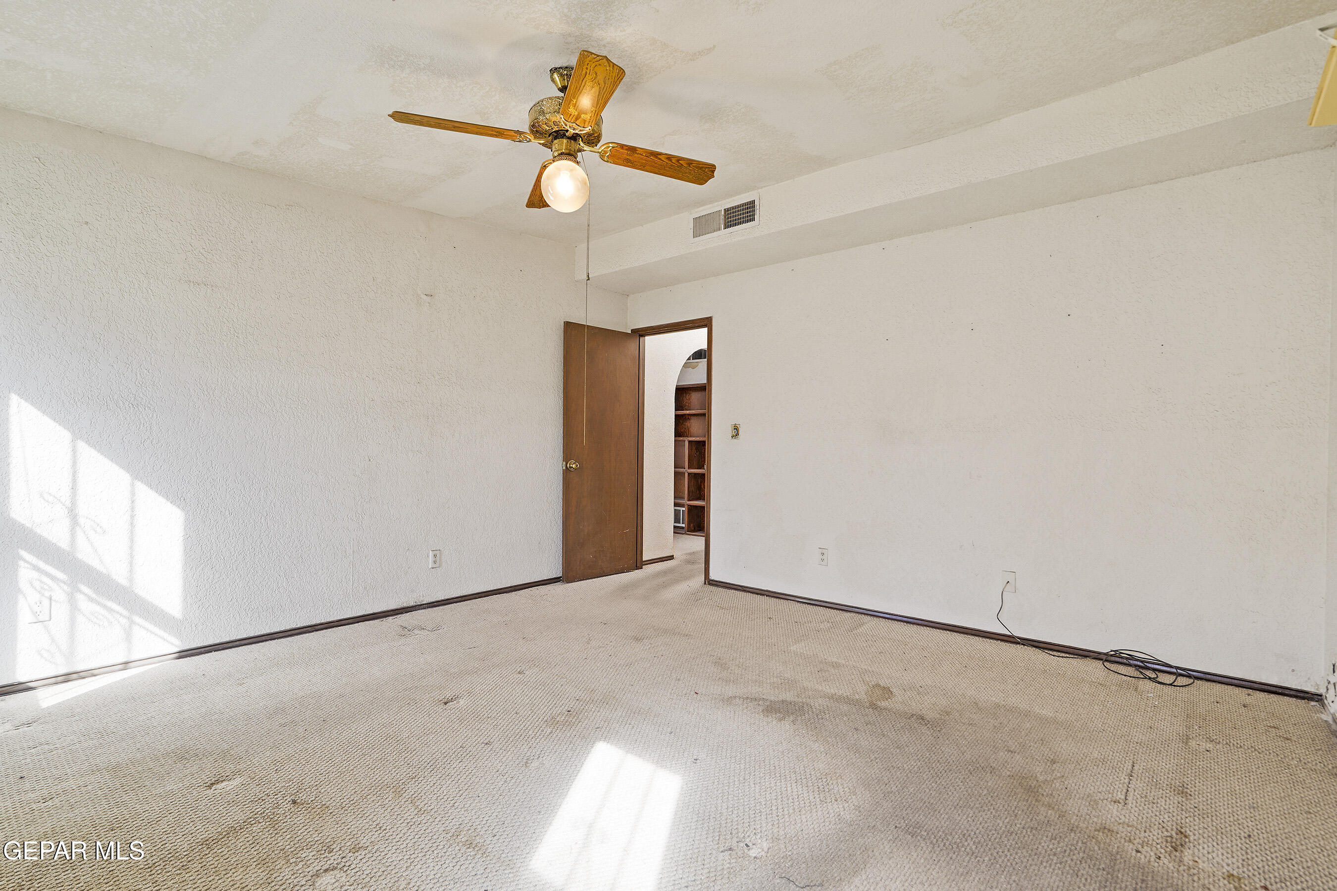 2252 SEA GULL Drive