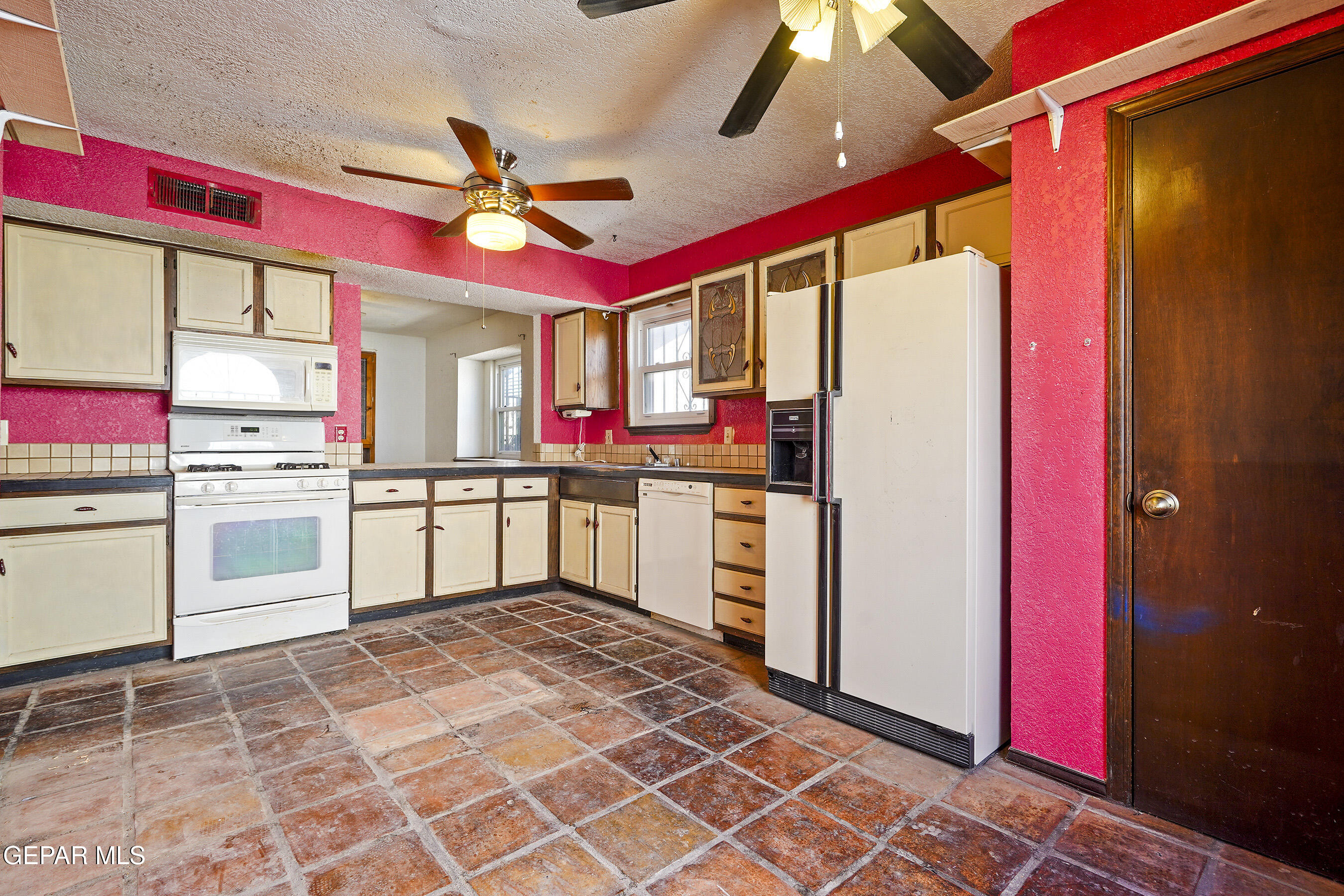 2252 SEA GULL Drive