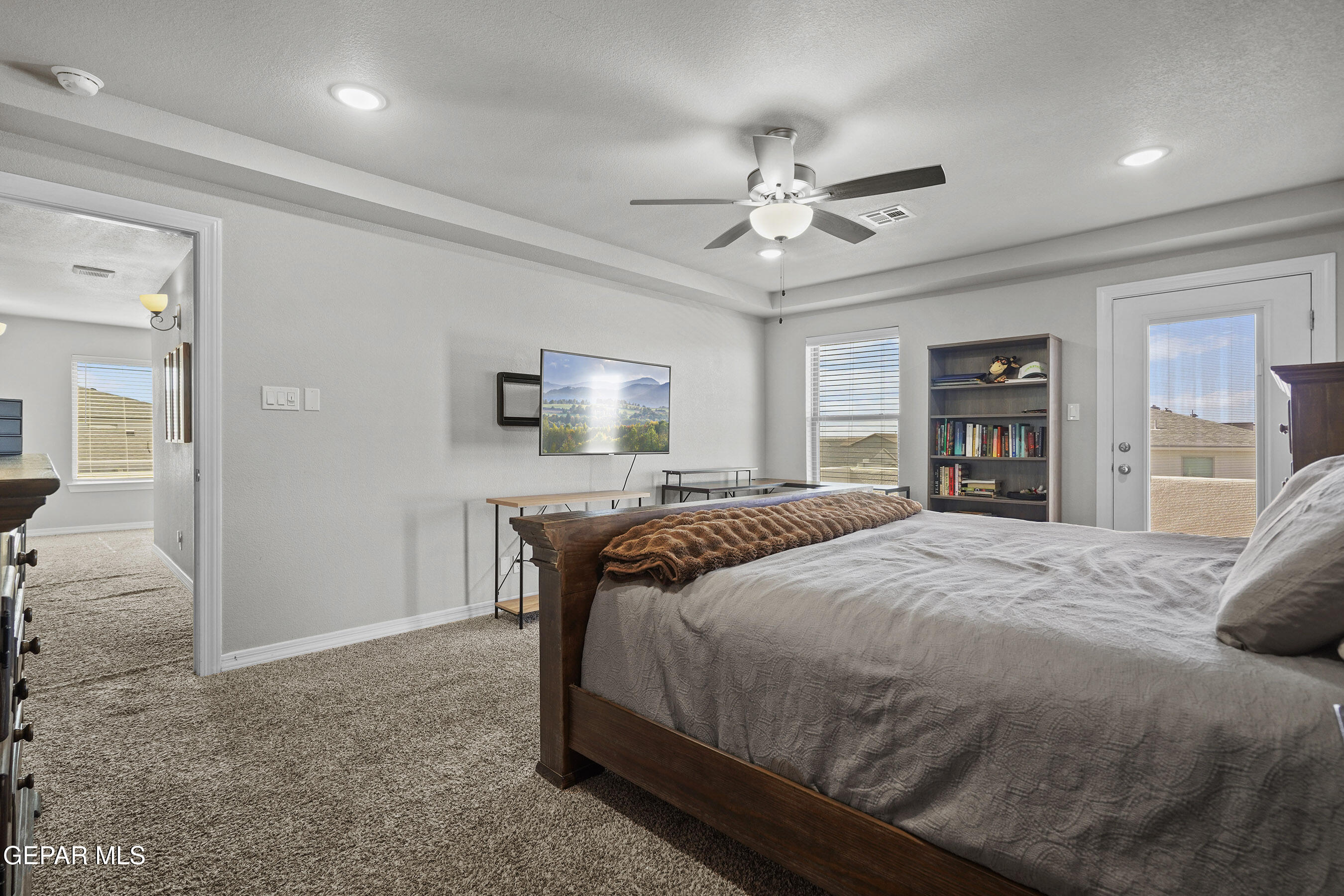 6713 LA PUESTA Drive