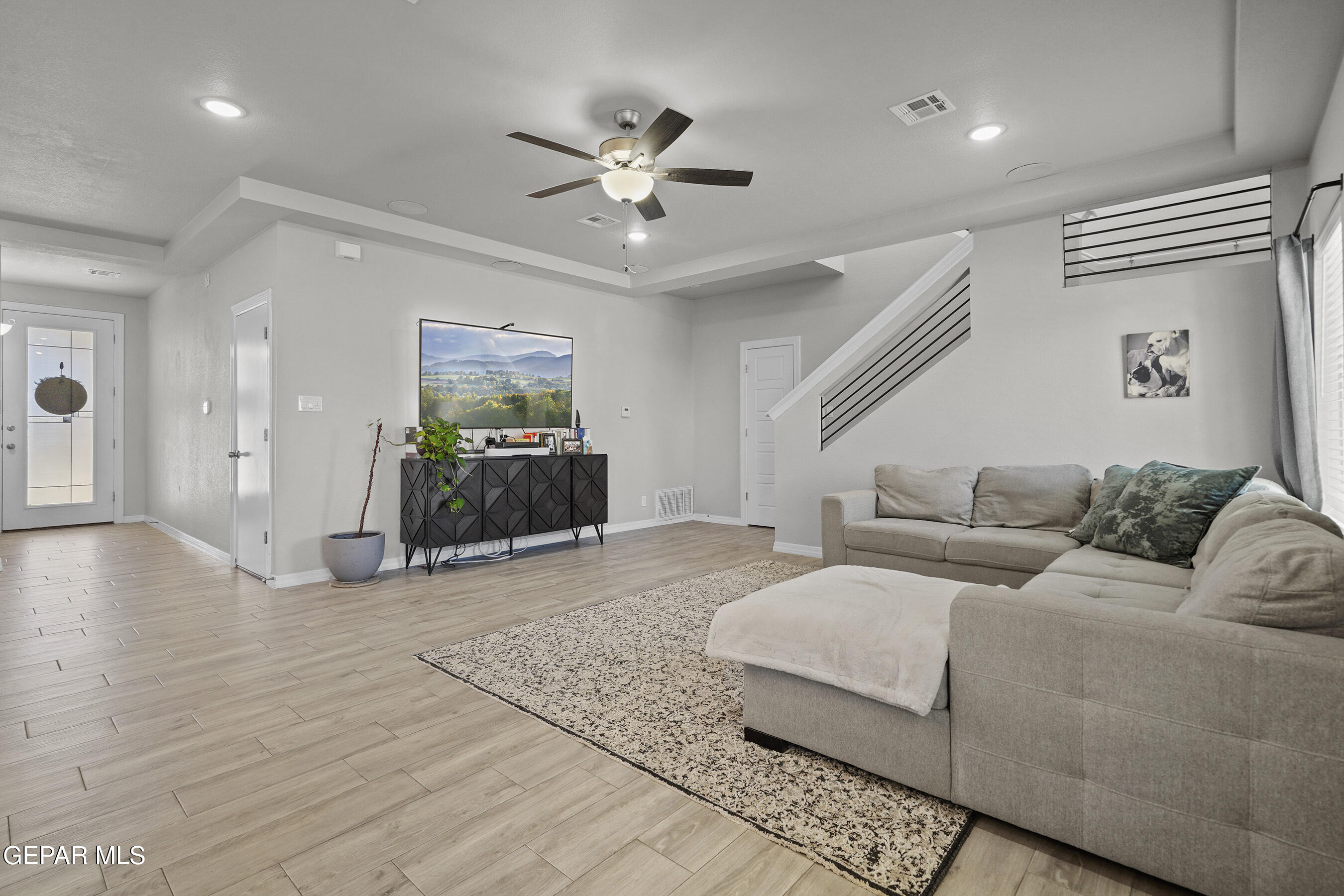 6713 LA PUESTA Drive
