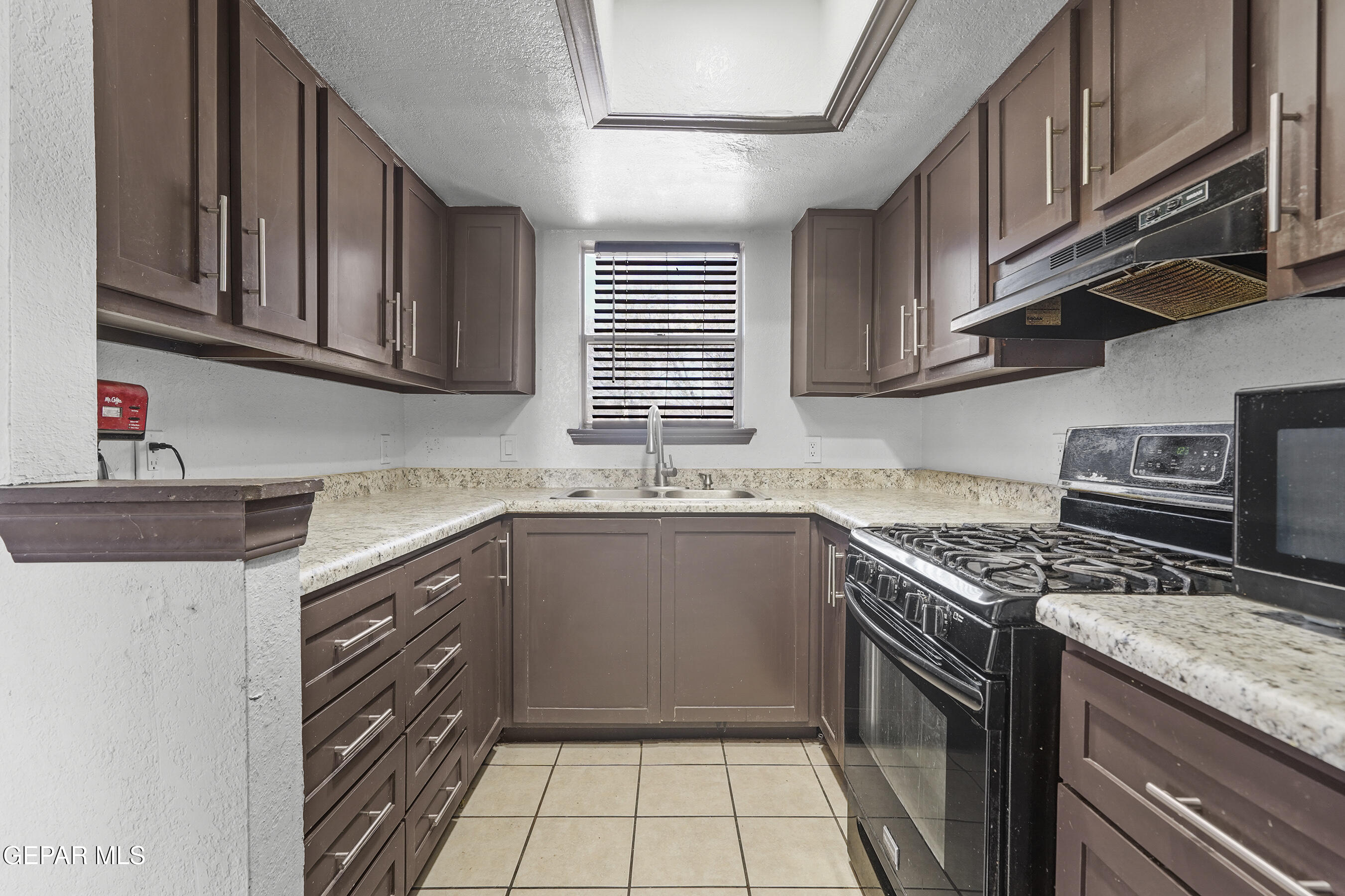 7337 ROYAL ARMS Drive