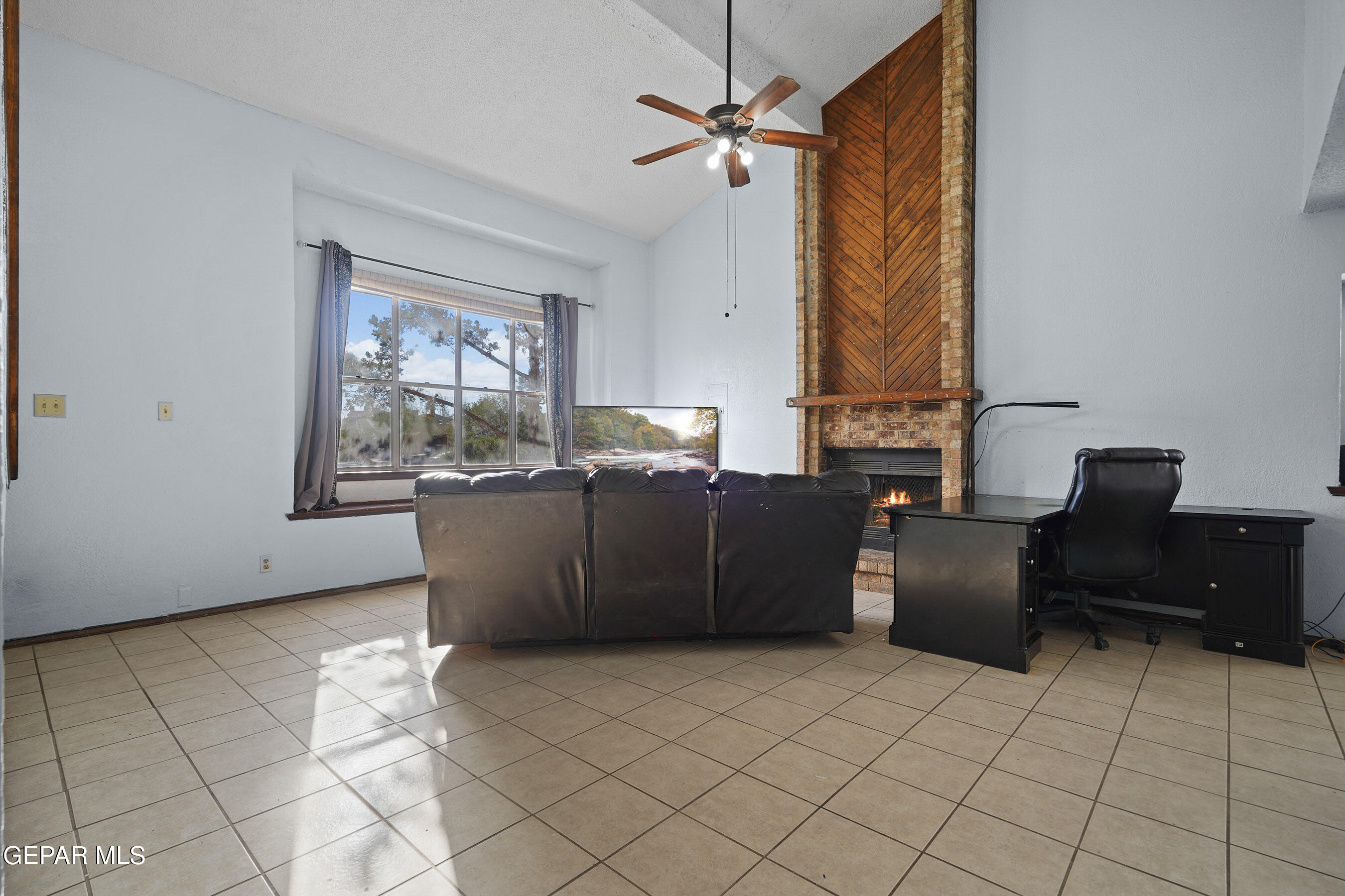 7337 ROYAL ARMS Drive