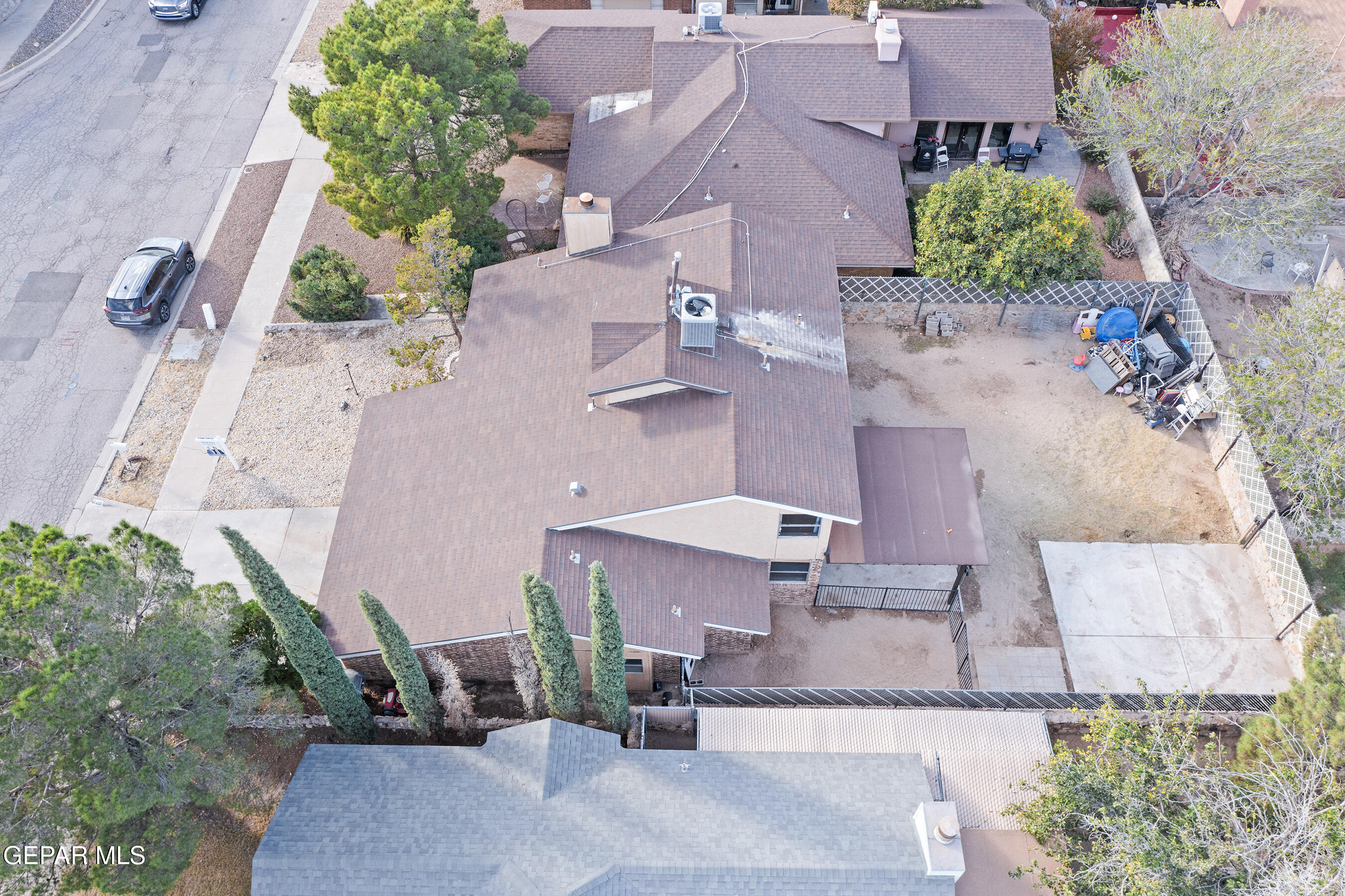 7337 ROYAL ARMS Drive