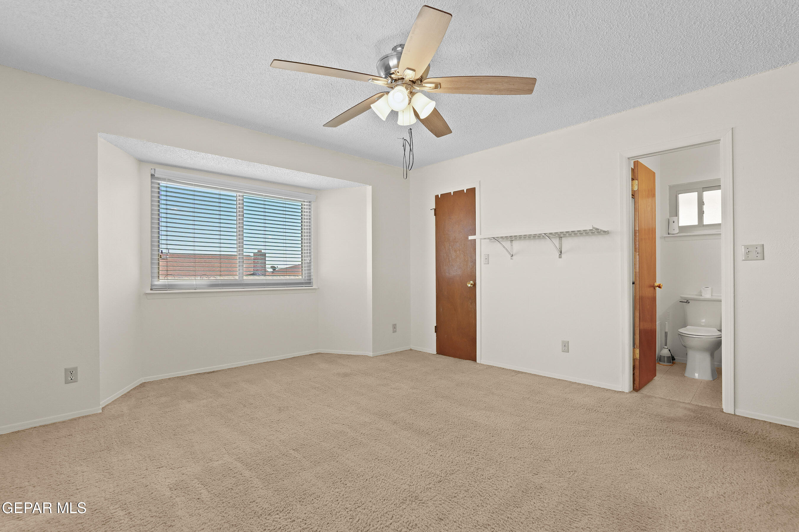 10406 BON AIRE Drive