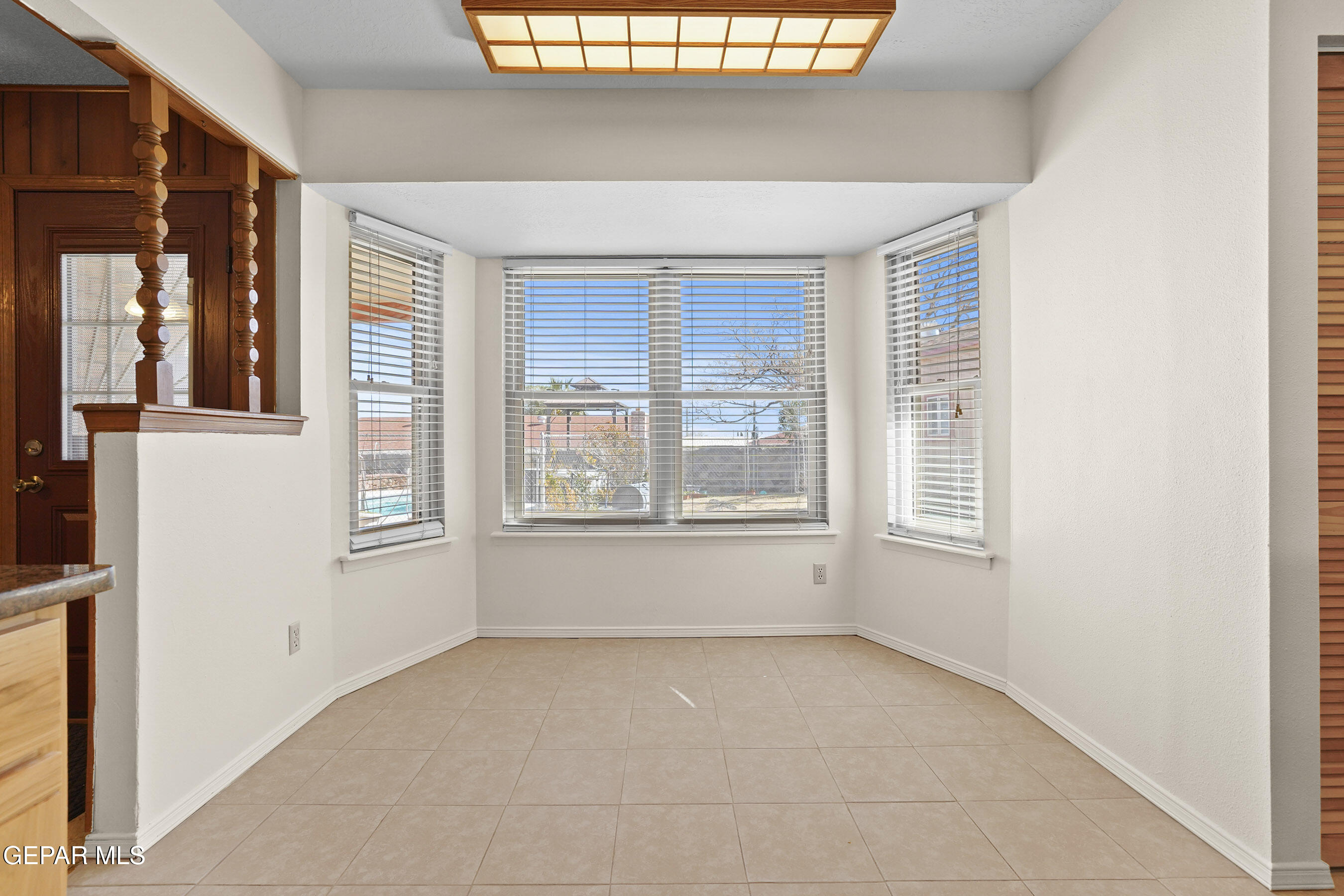 10406 BON AIRE Drive