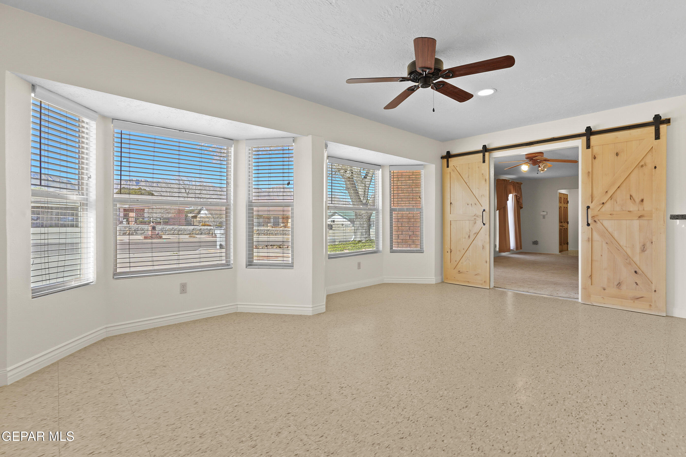 10406 BON AIRE Drive