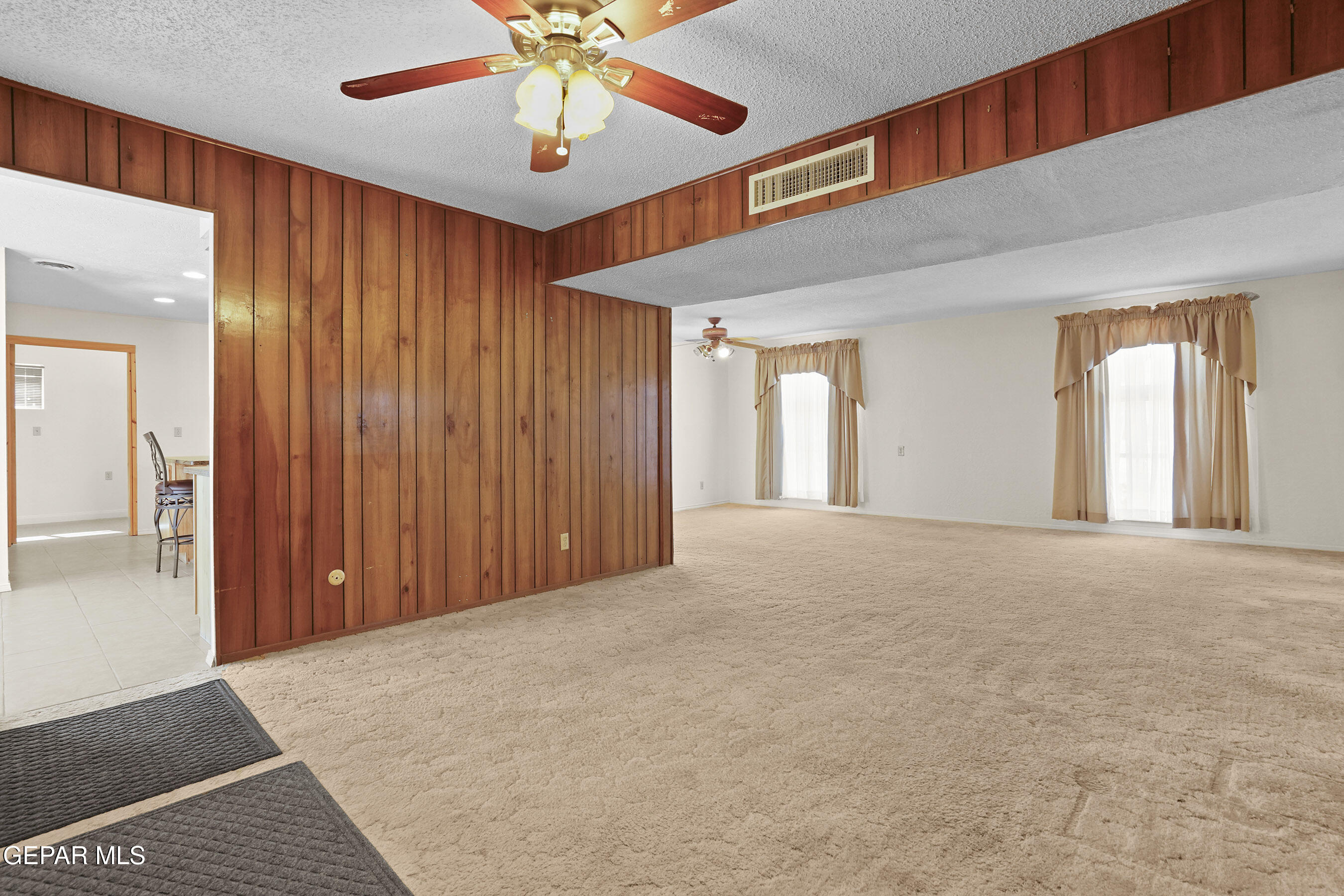 10406 BON AIRE Drive