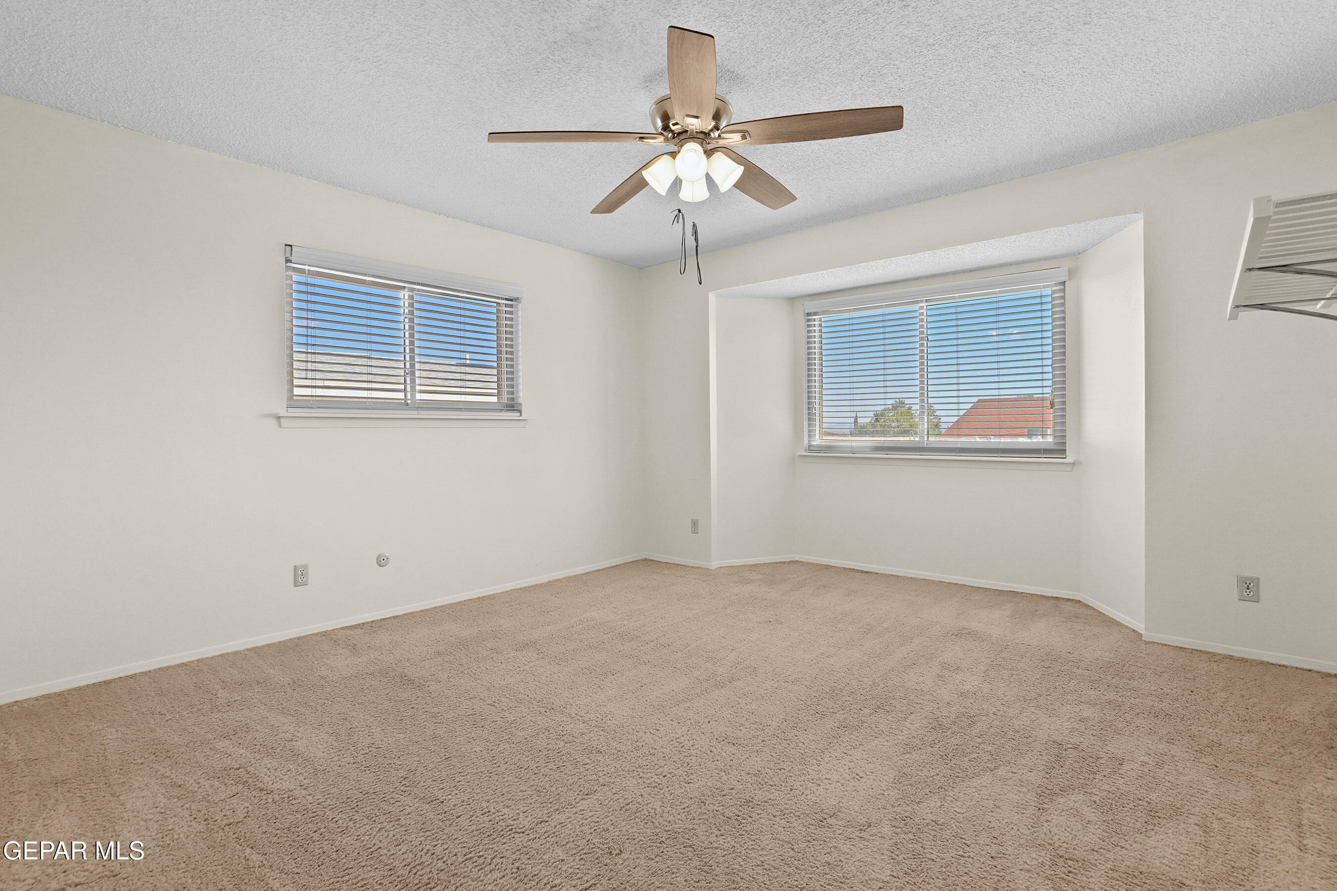 10406 BON AIRE Drive