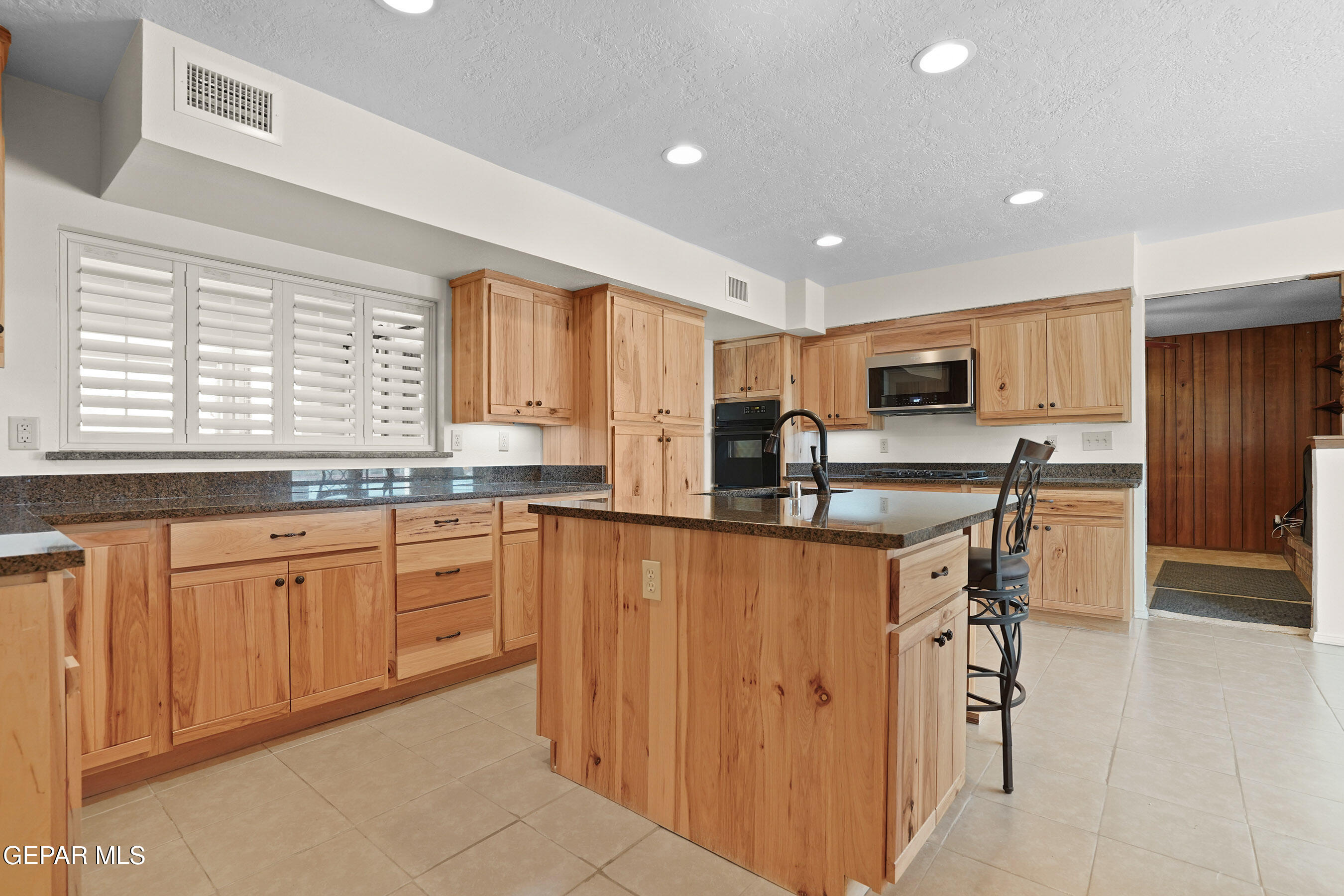 10406 BON AIRE Drive