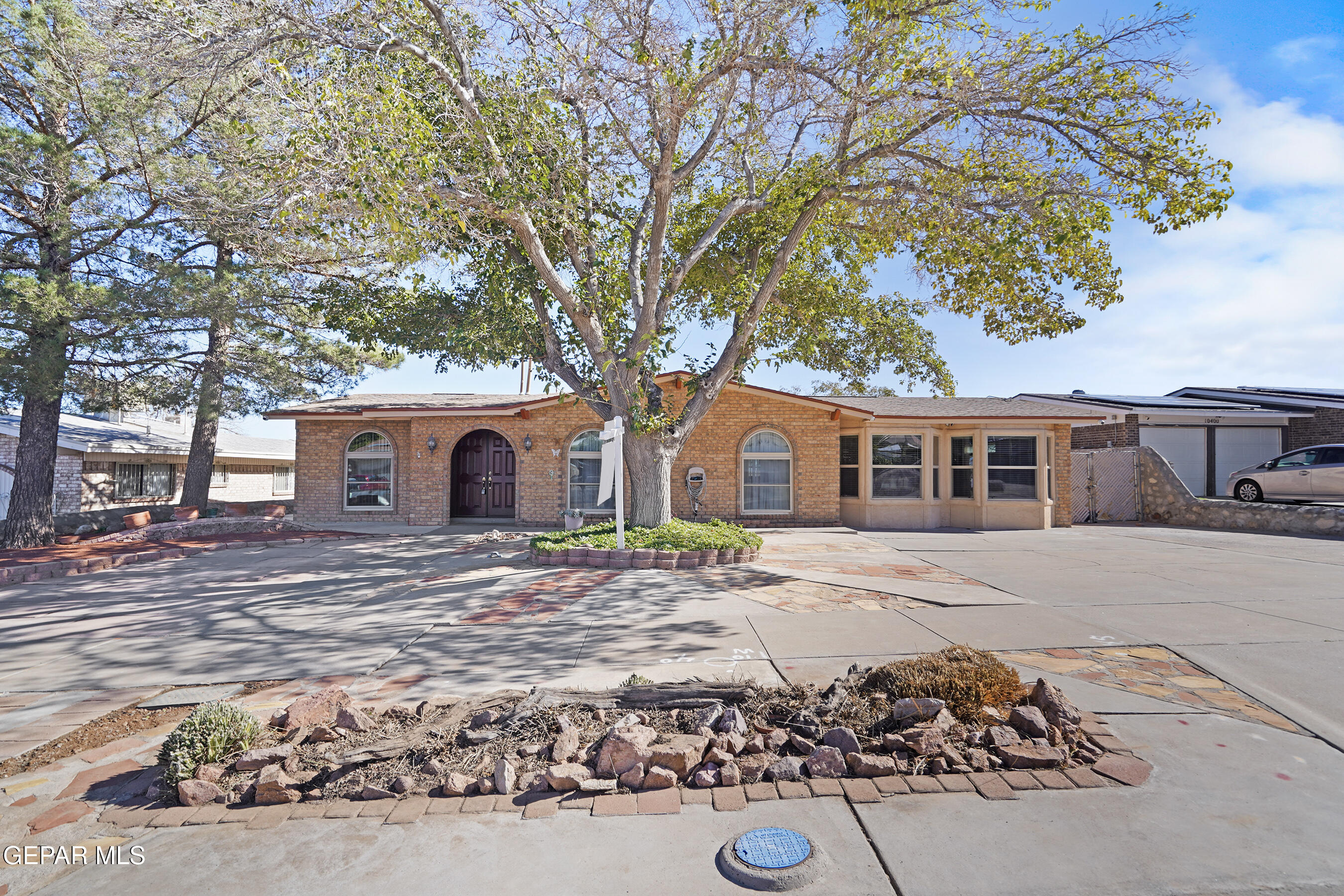 10406 BON AIRE Drive