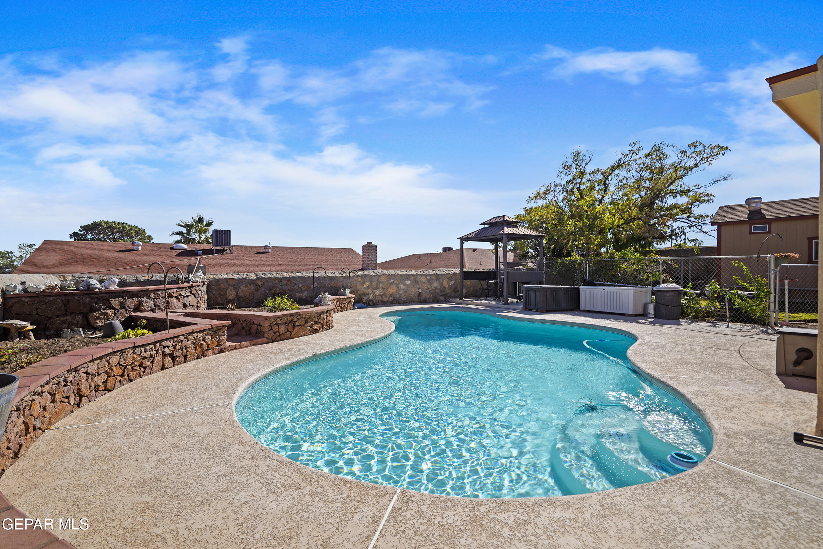 10406 BON AIRE Drive