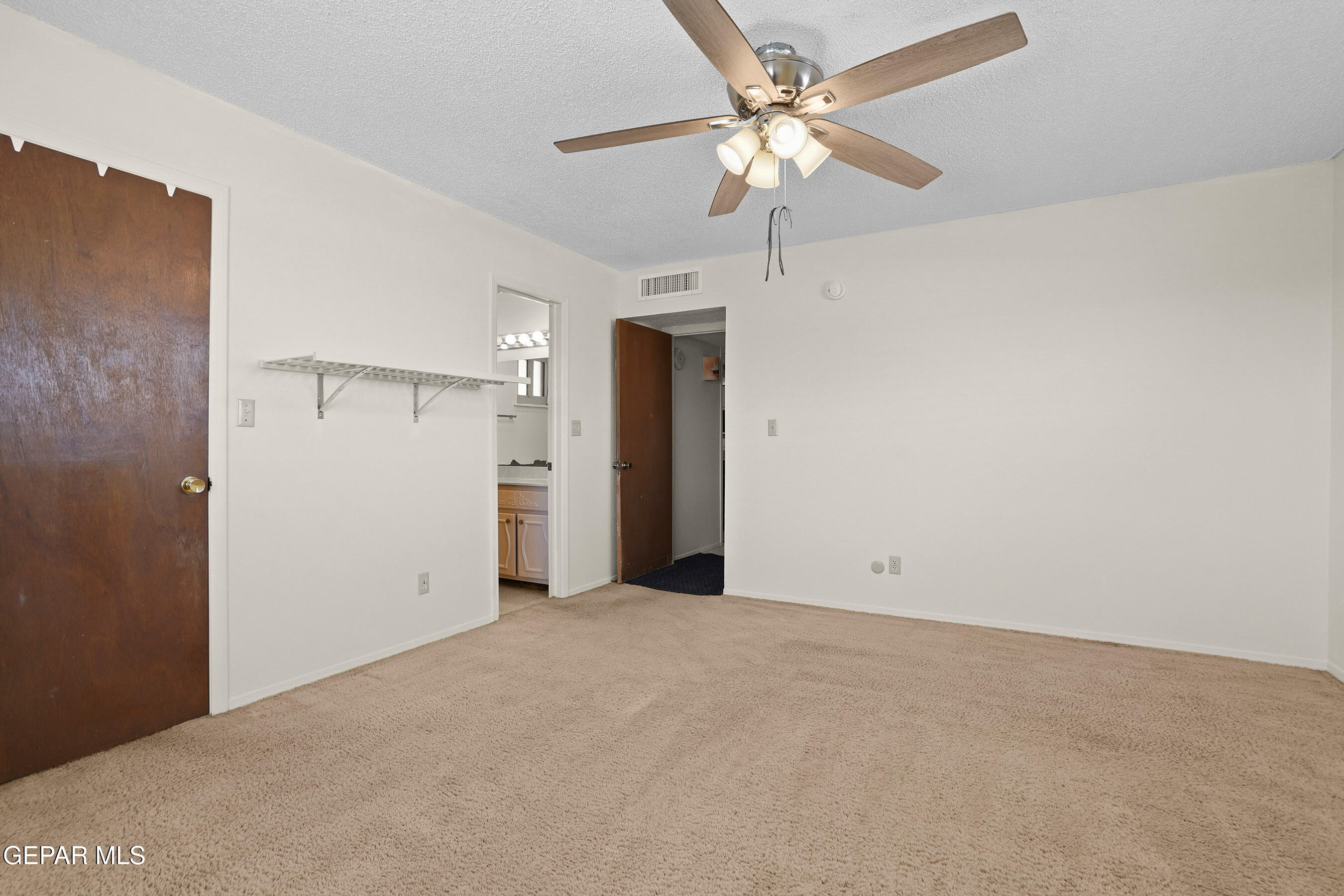 10406 BON AIRE Drive