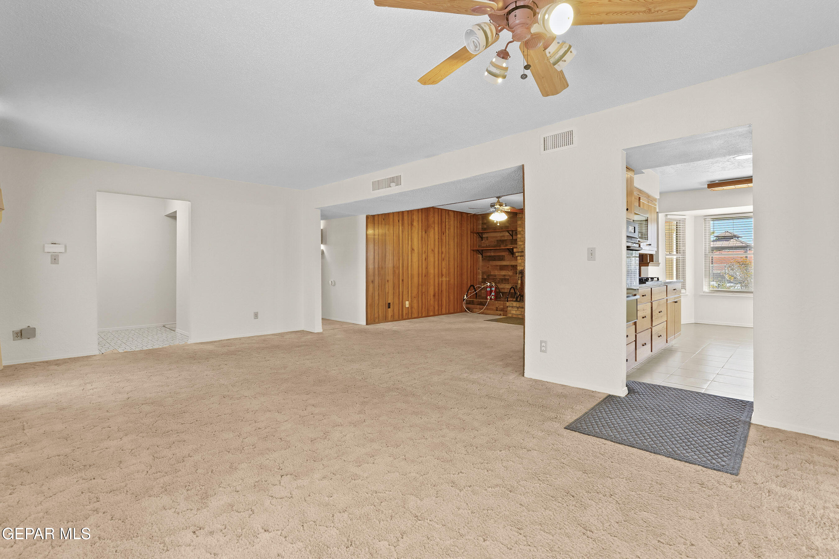 10406 BON AIRE Drive