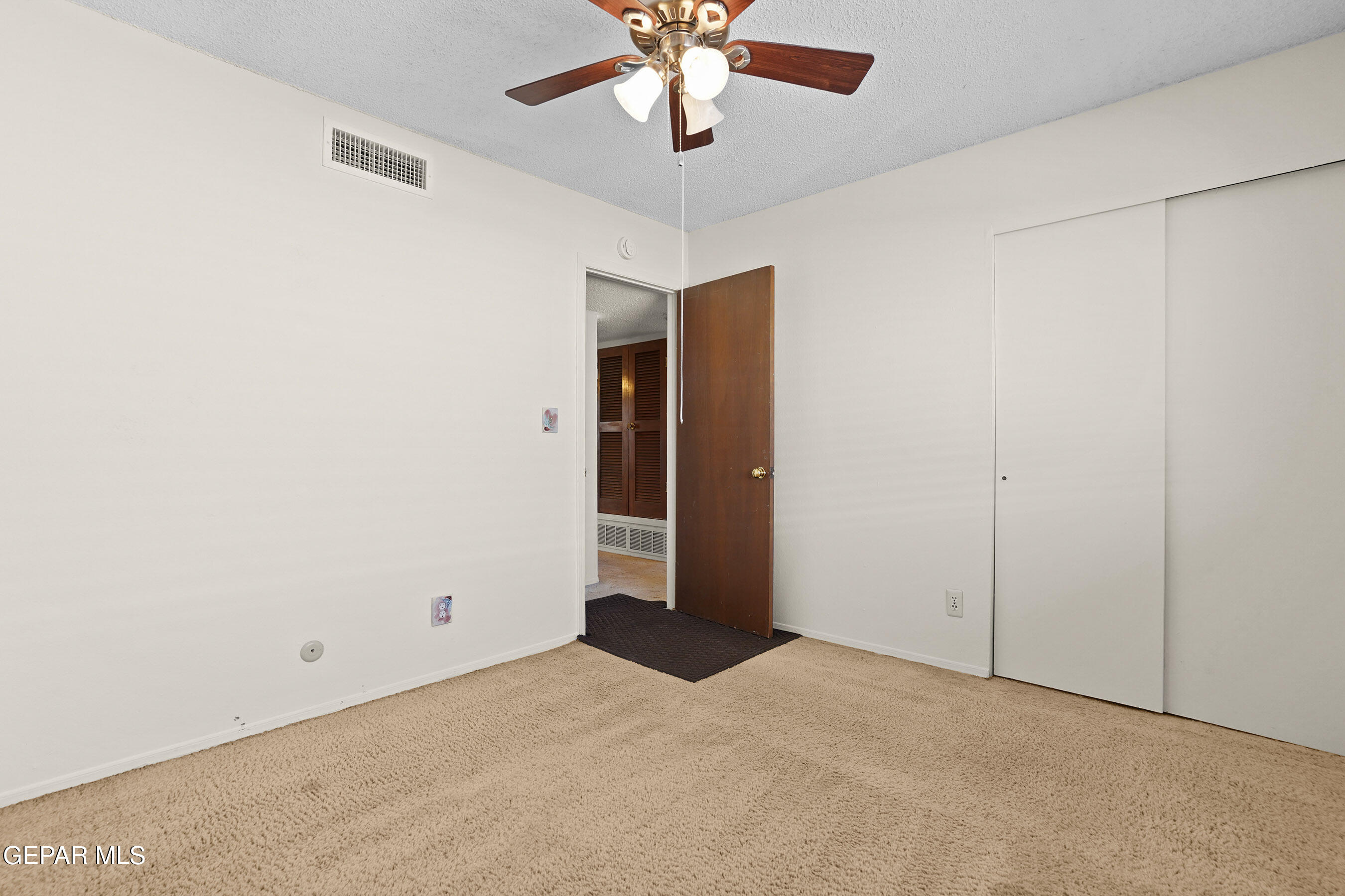 10406 BON AIRE Drive