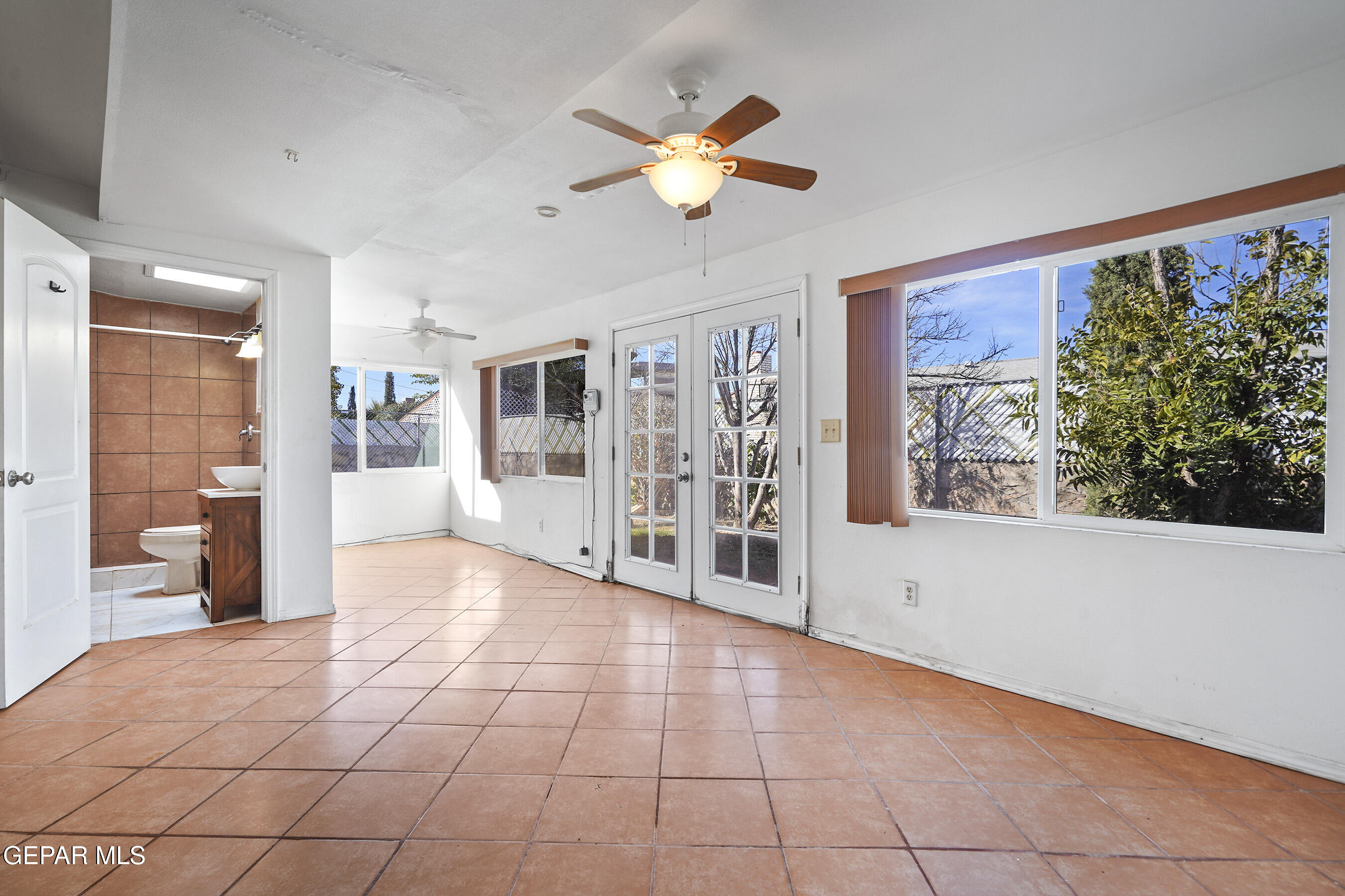 9849 MINUTEMAN Street