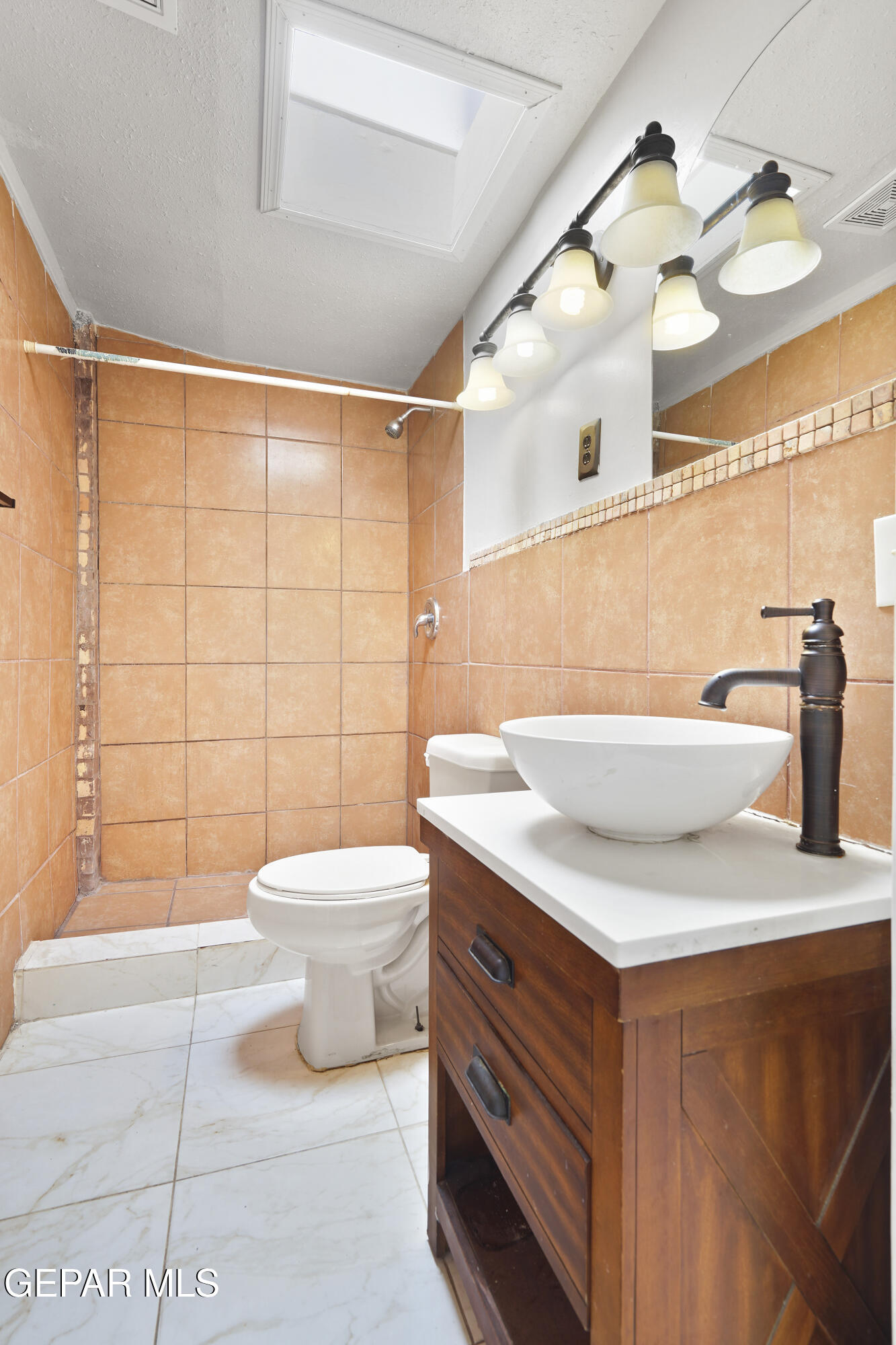 9849 MINUTEMAN Street