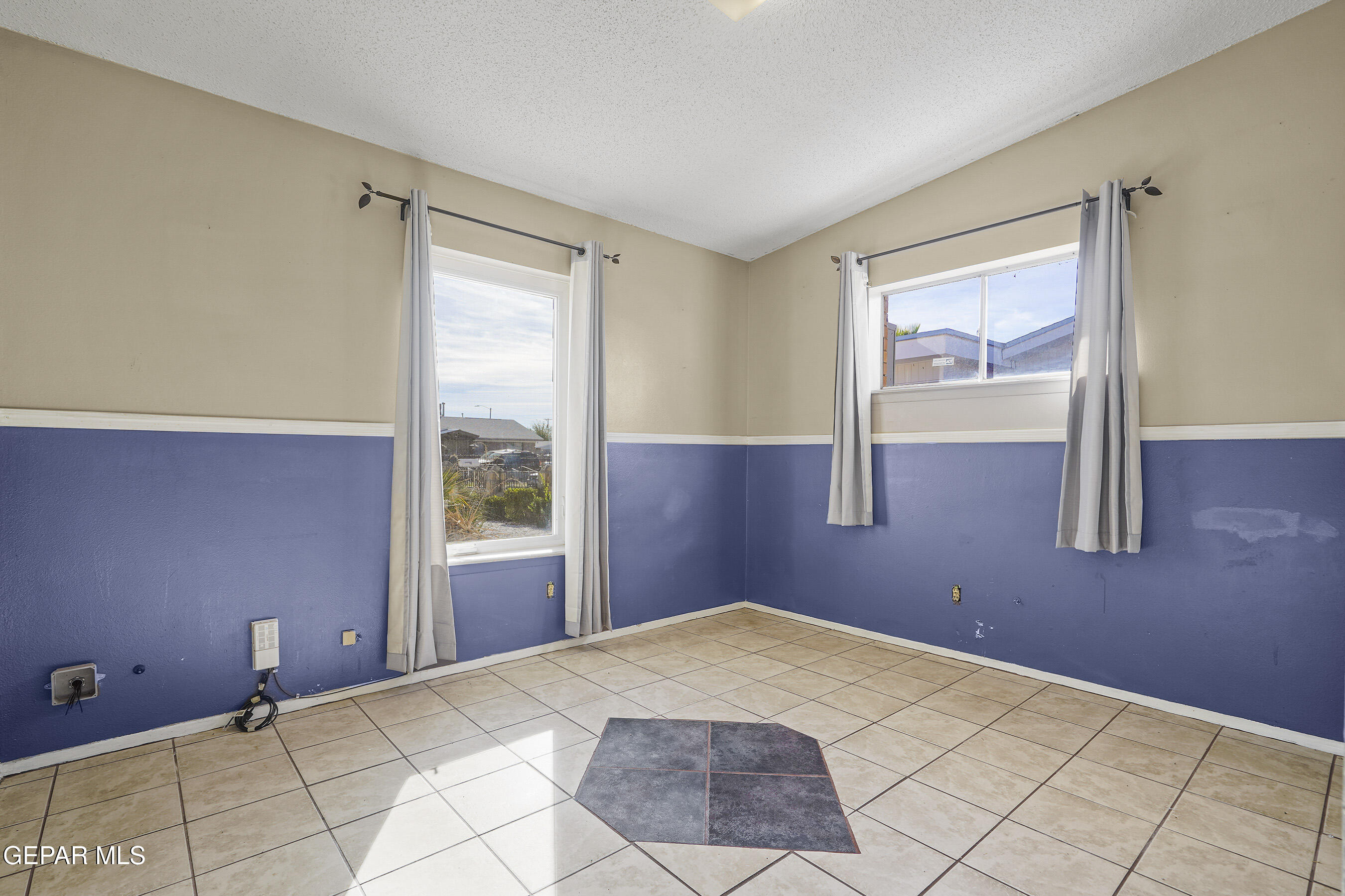 9849 MINUTEMAN Street