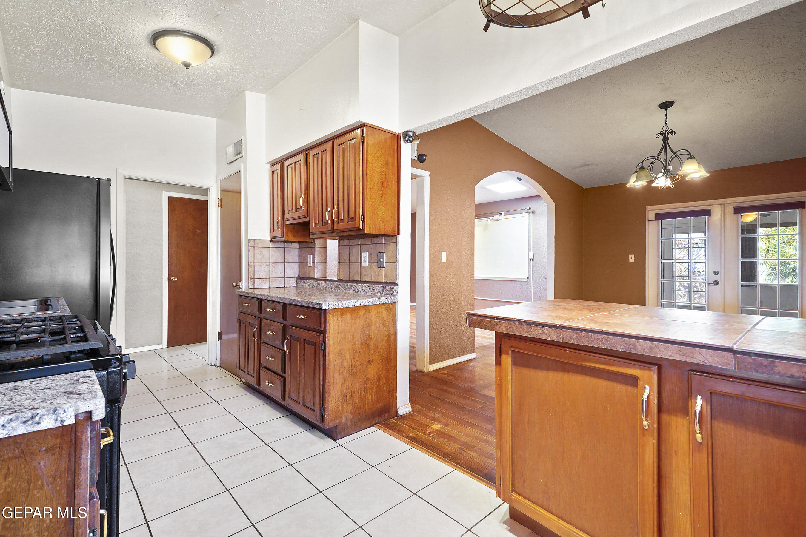 9849 MINUTEMAN Street