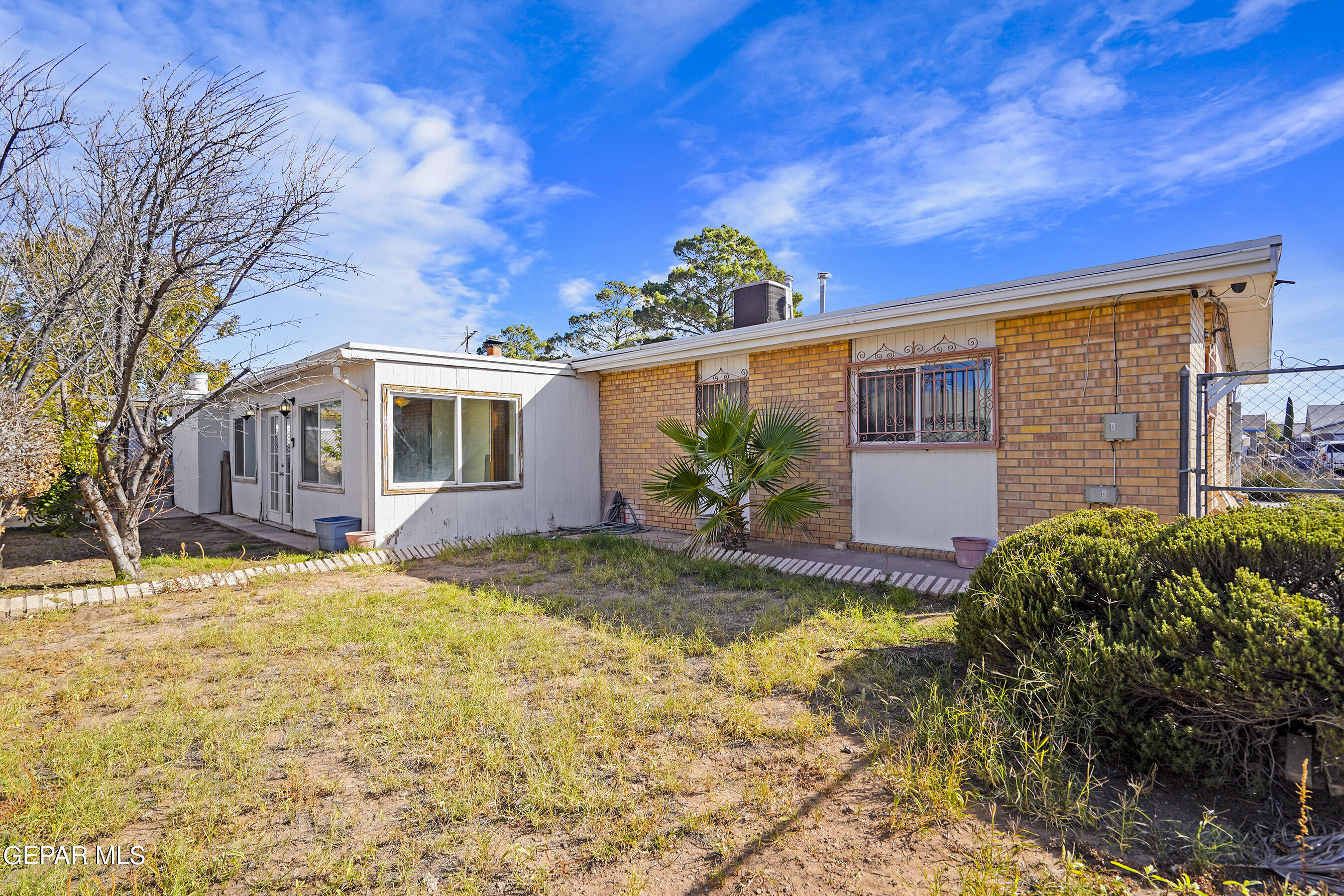 9849 MINUTEMAN Street