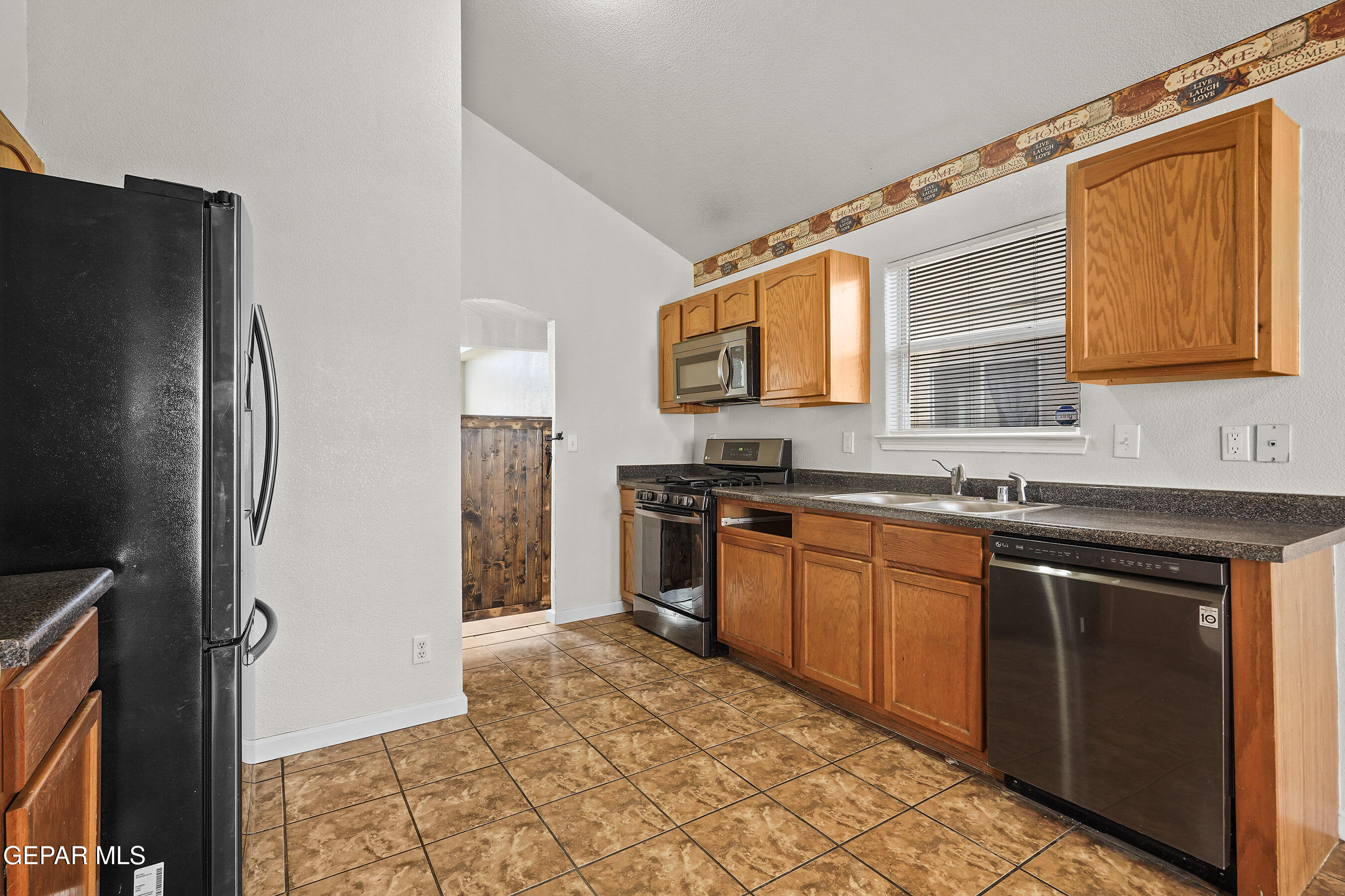 4121 TIERRA BRONCE Drive