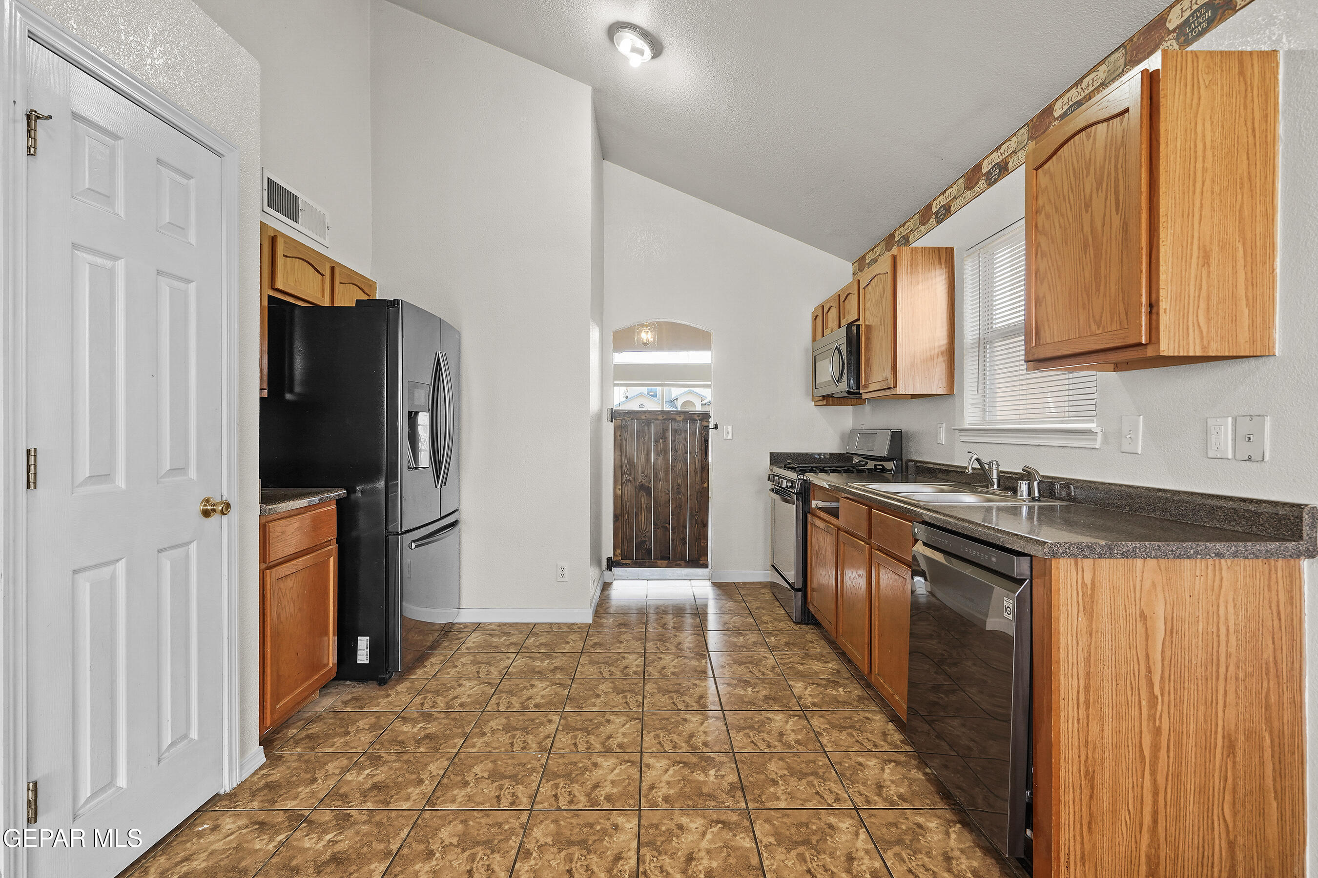 4121 TIERRA BRONCE Drive