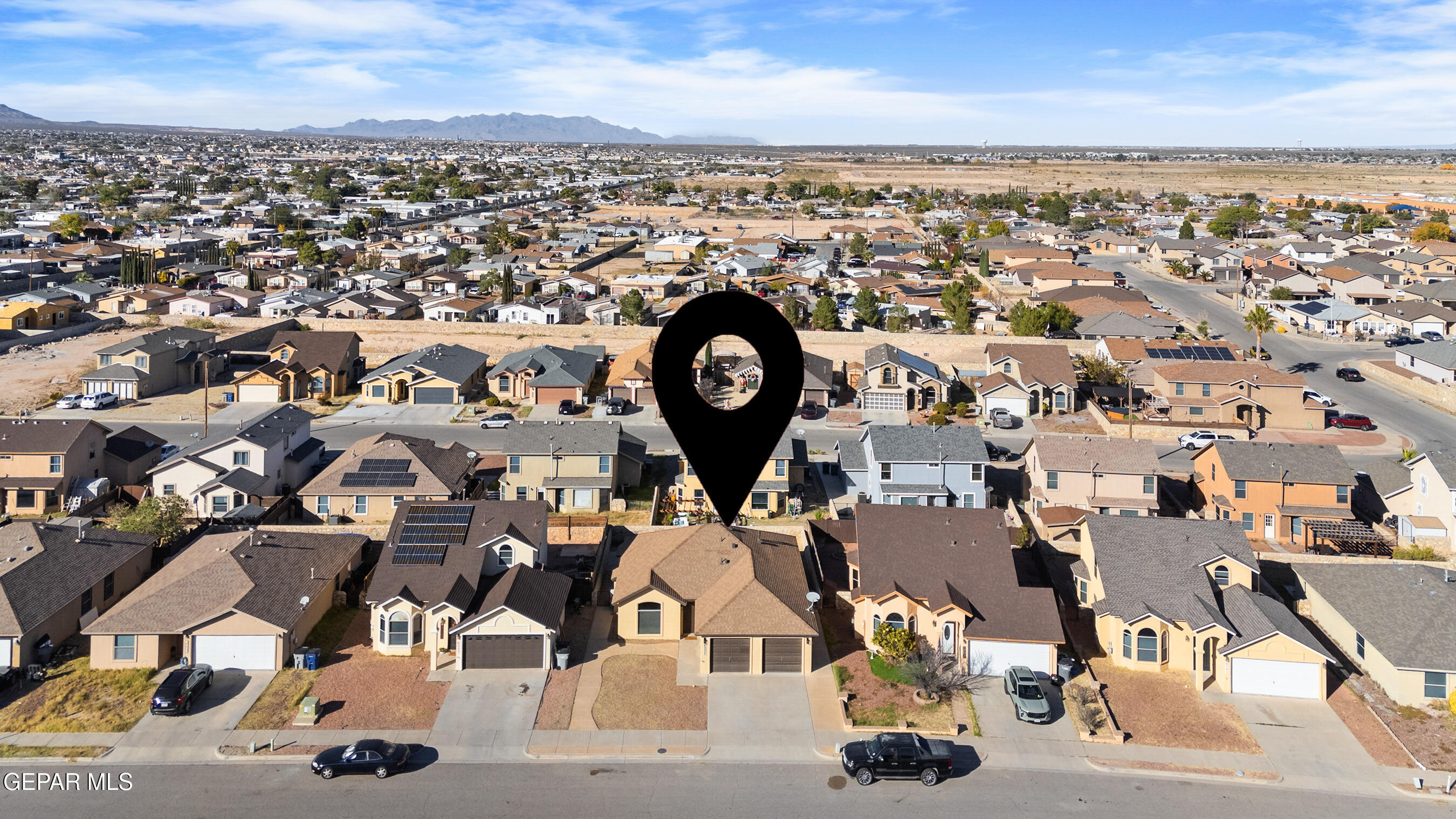 6237 LOVEBIRD Lane
