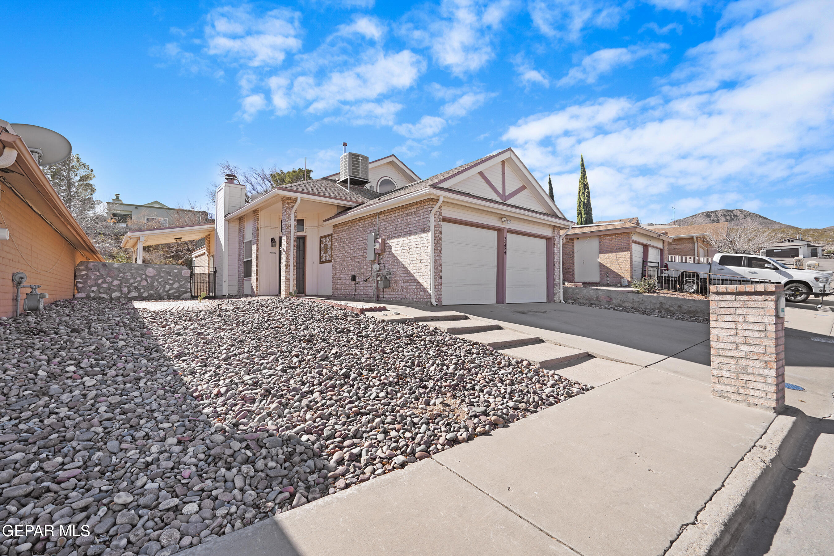 3224 MOUNTAIN RIDGE Drive